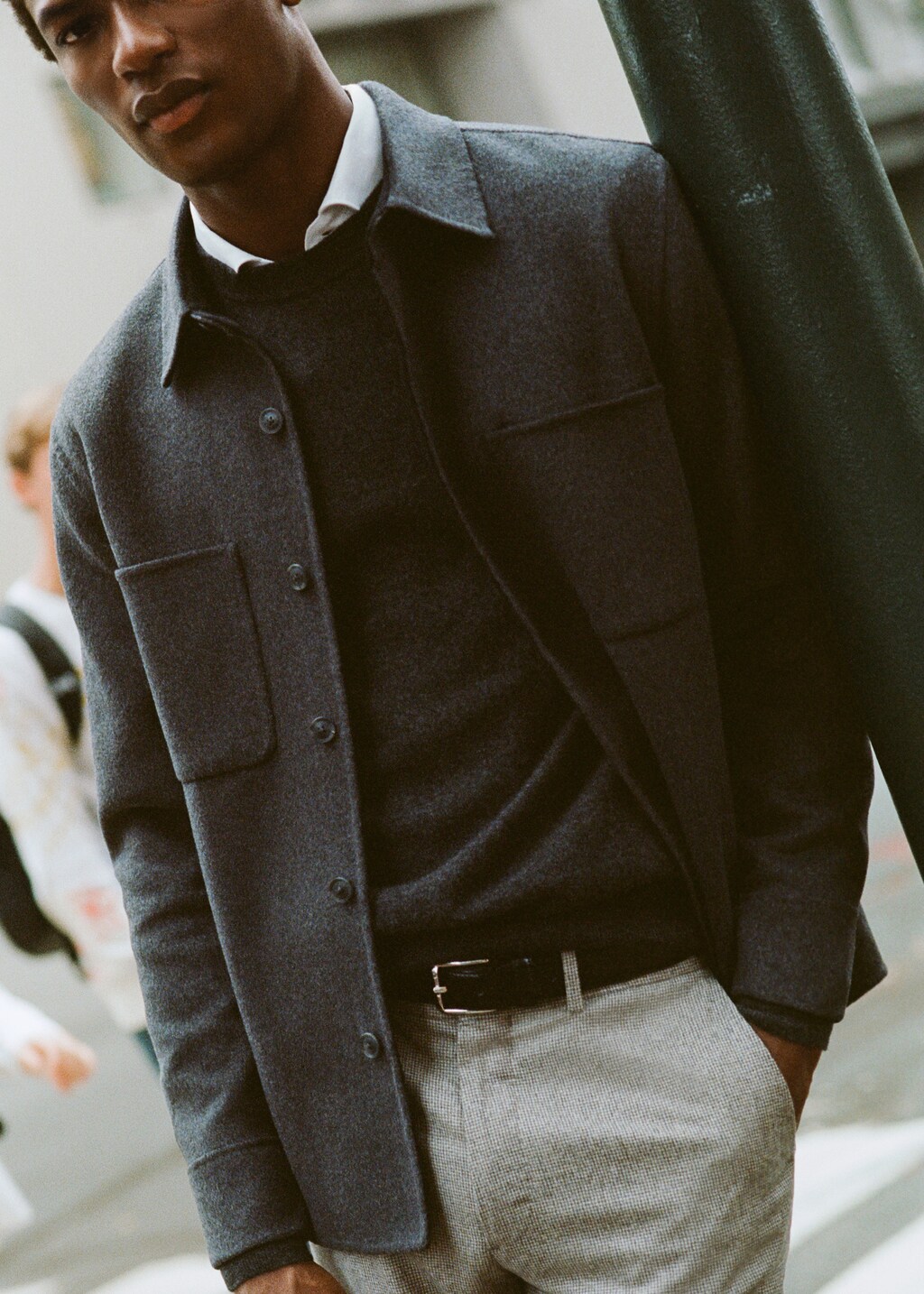 Double-faced wool overshirt with pockets - Details of the article 5