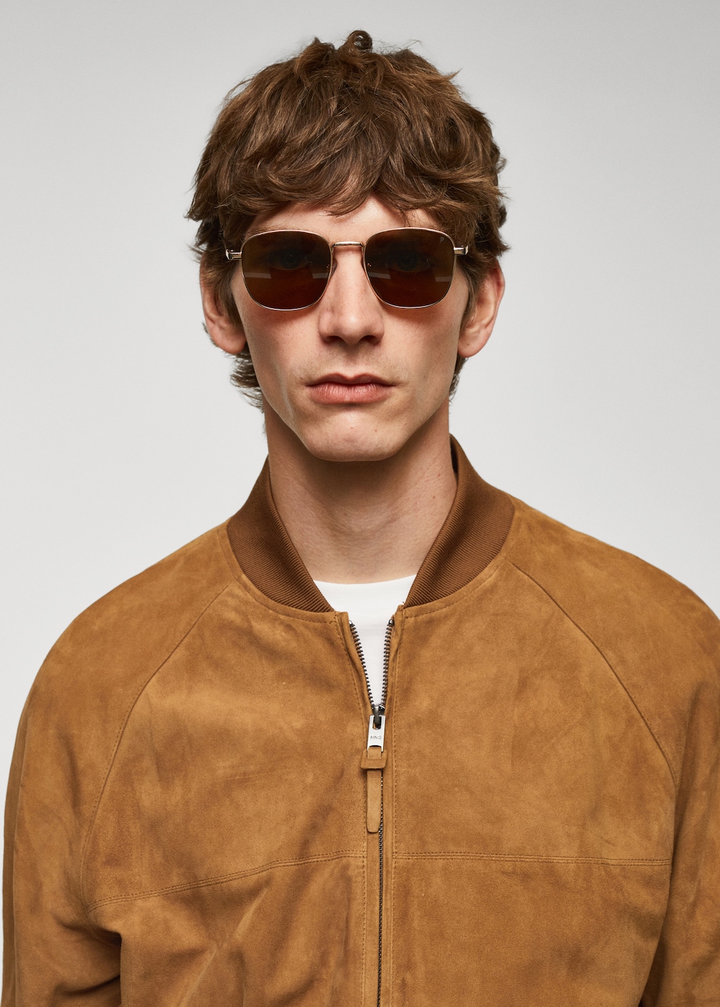 Leather bomber jacket - Details of the article 1