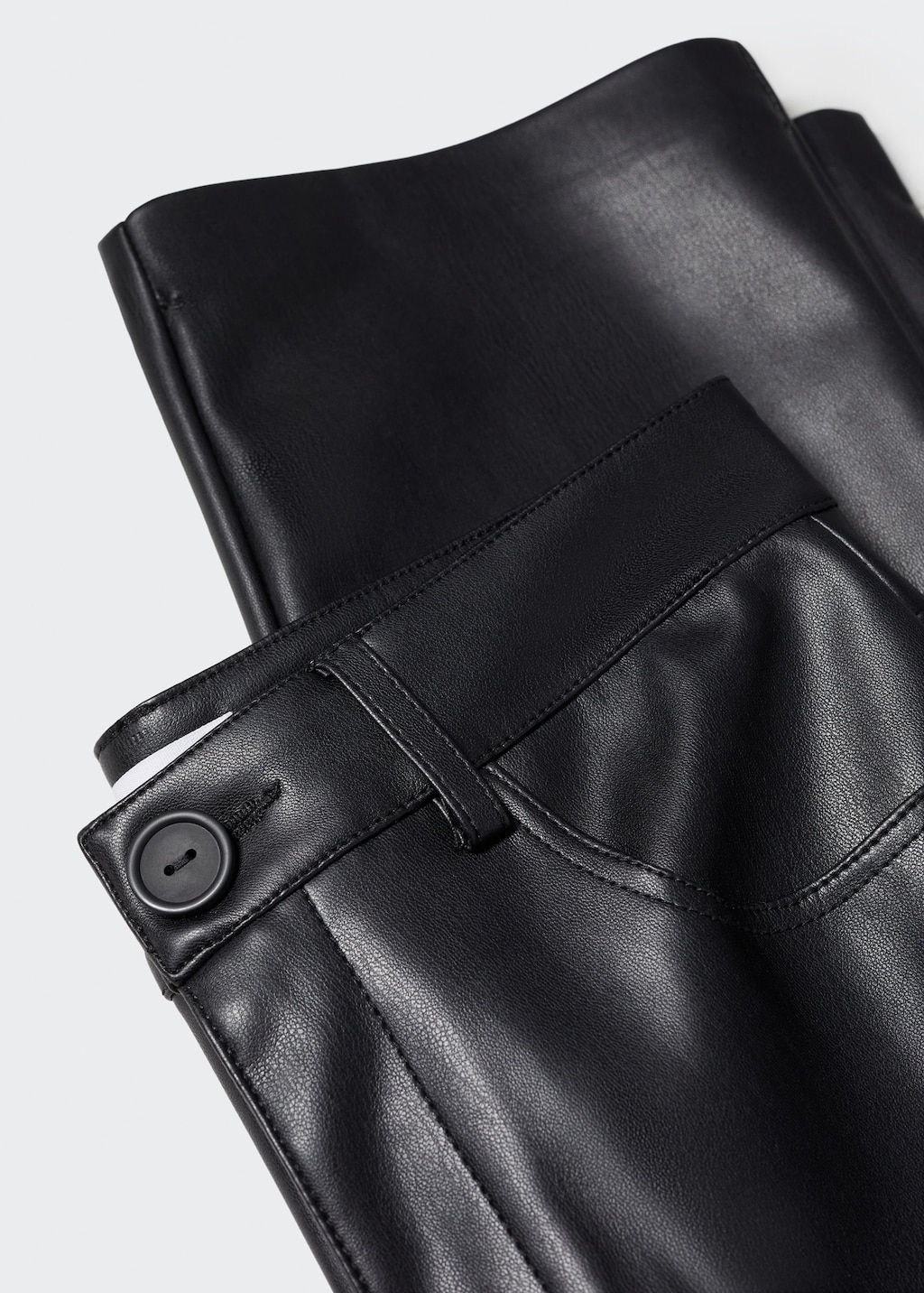 Leather-effect trousers - Details of the article 8