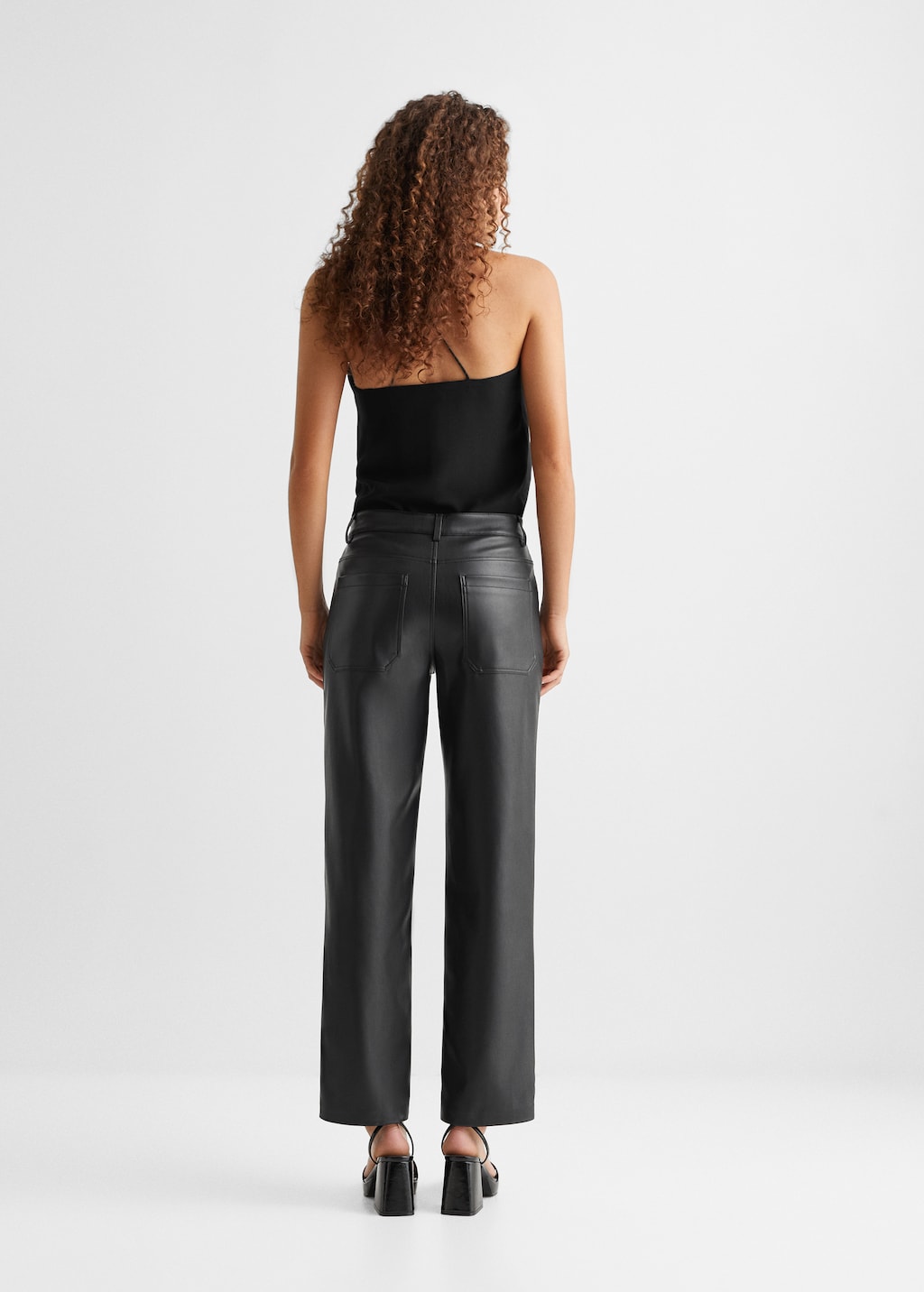 Leather-effect trousers - Reverse of the article