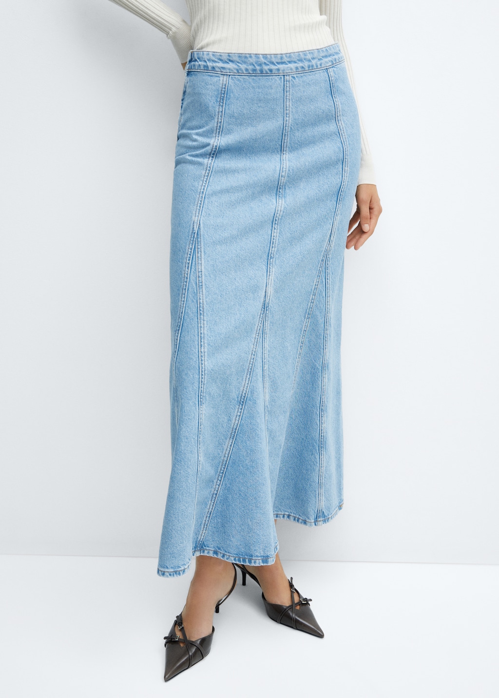 Long denim skirt with seams - Medium plane