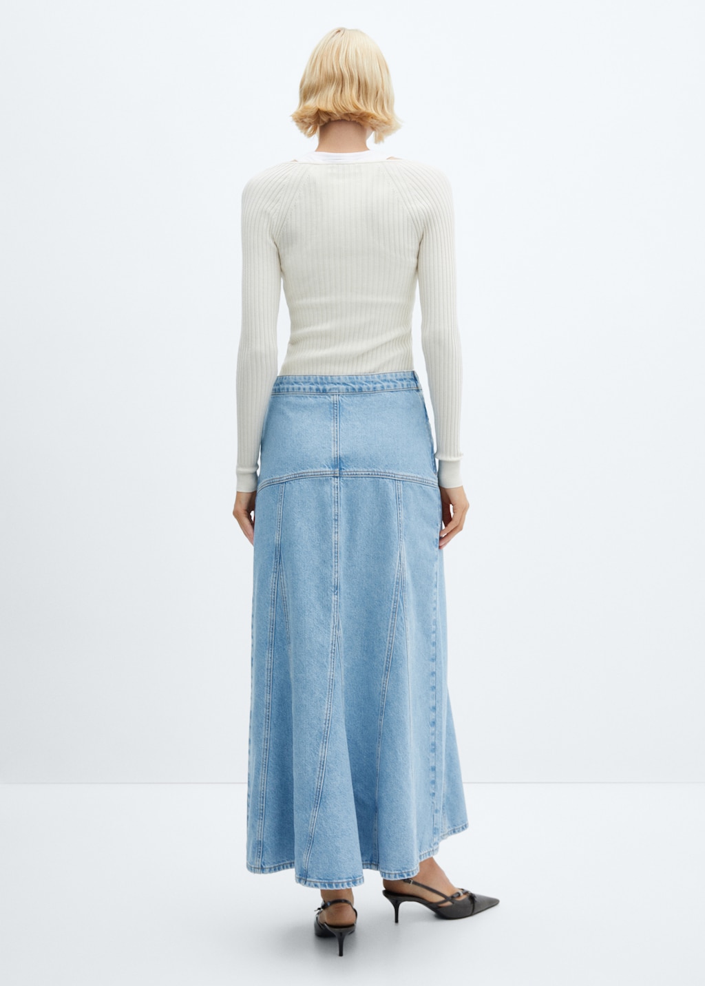 Long denim skirt with seams - Reverse of the article