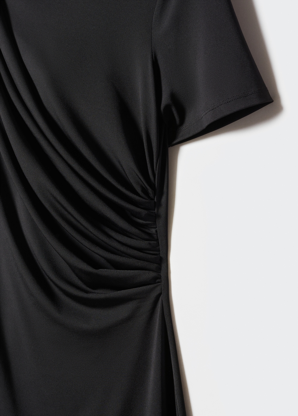 Knitted dress with drape detail - Details of the article 8