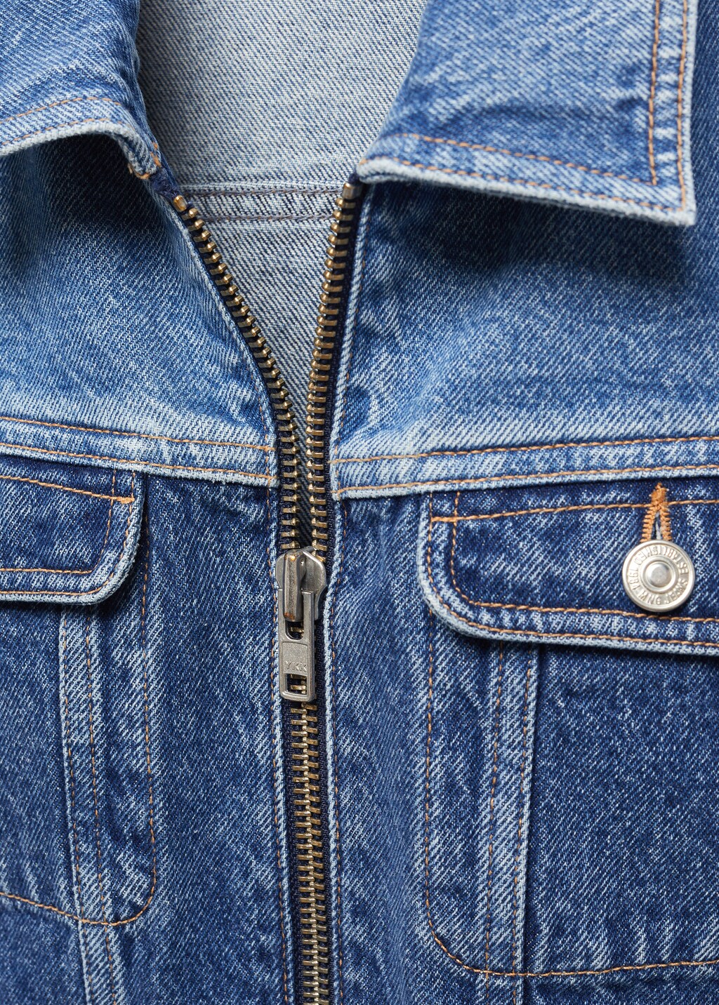 Contrast denim jacket - Details of the article 8