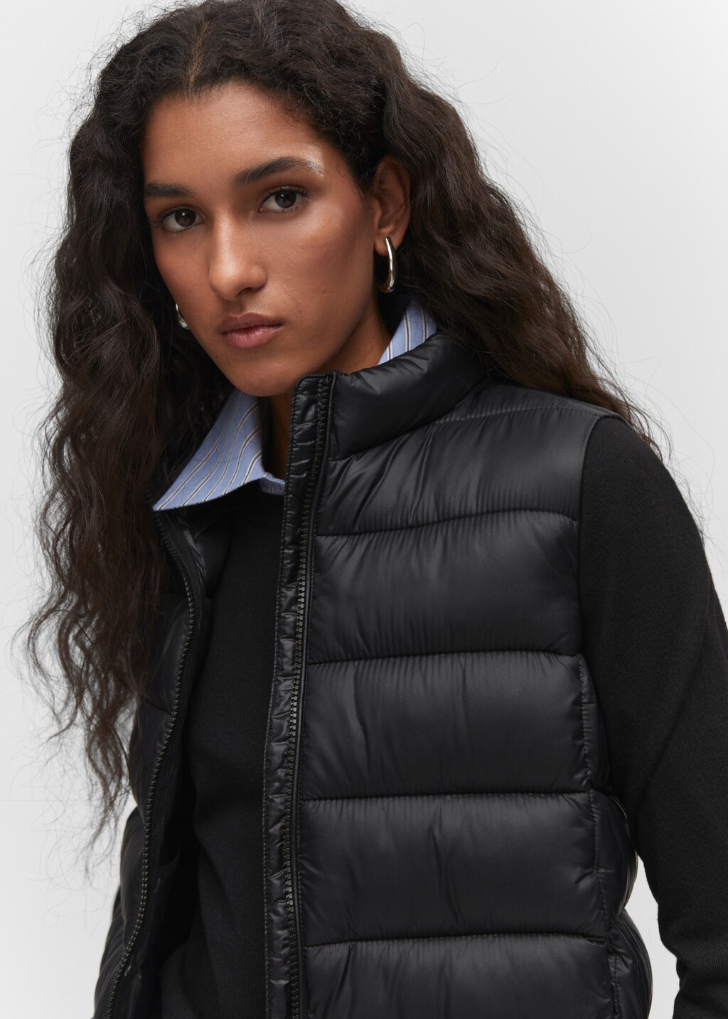 Ultra-light quilted gilet - Details of the article 1