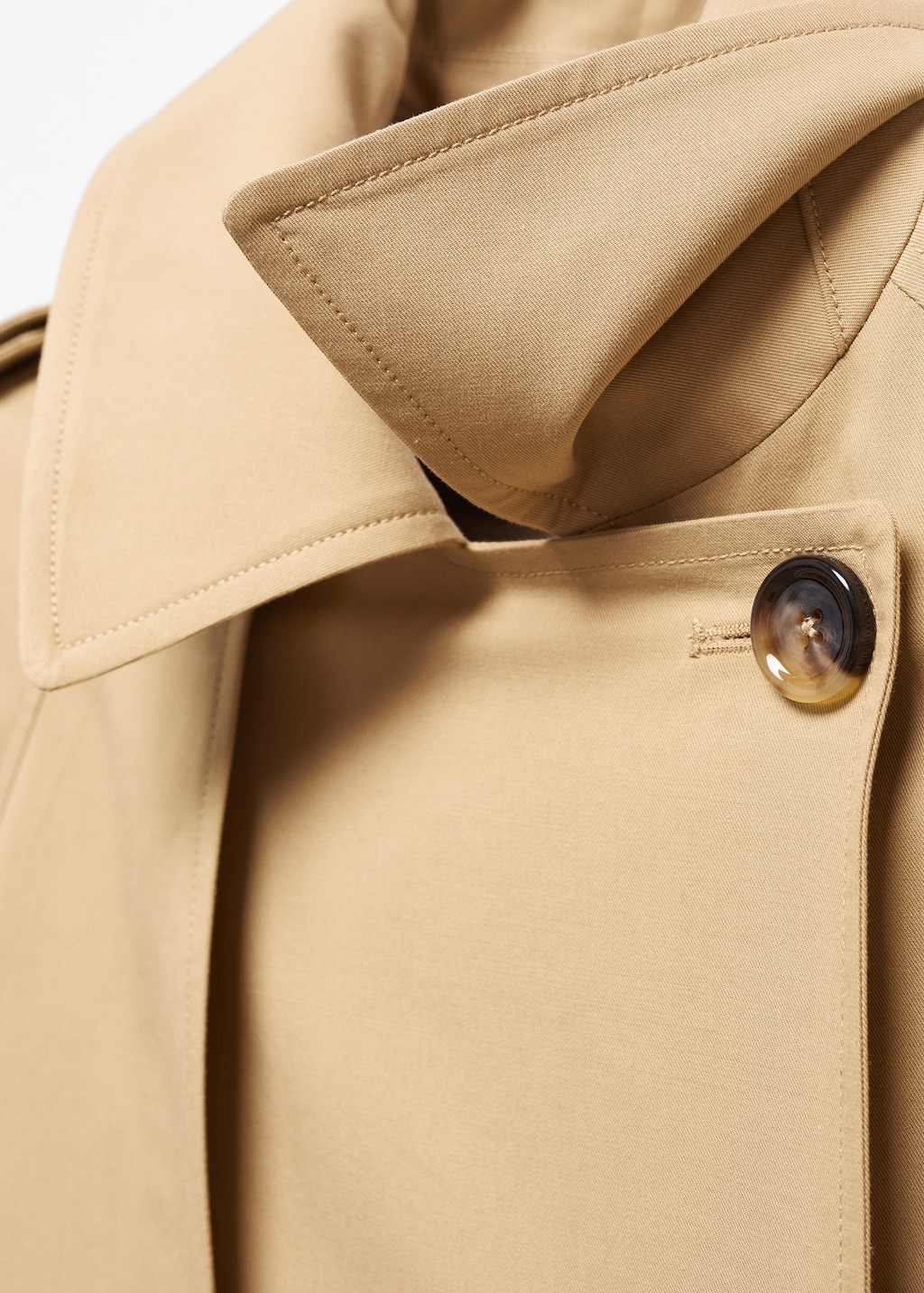 Fließender Trenchcoat mit Gürtel - Detail des Artikels 8