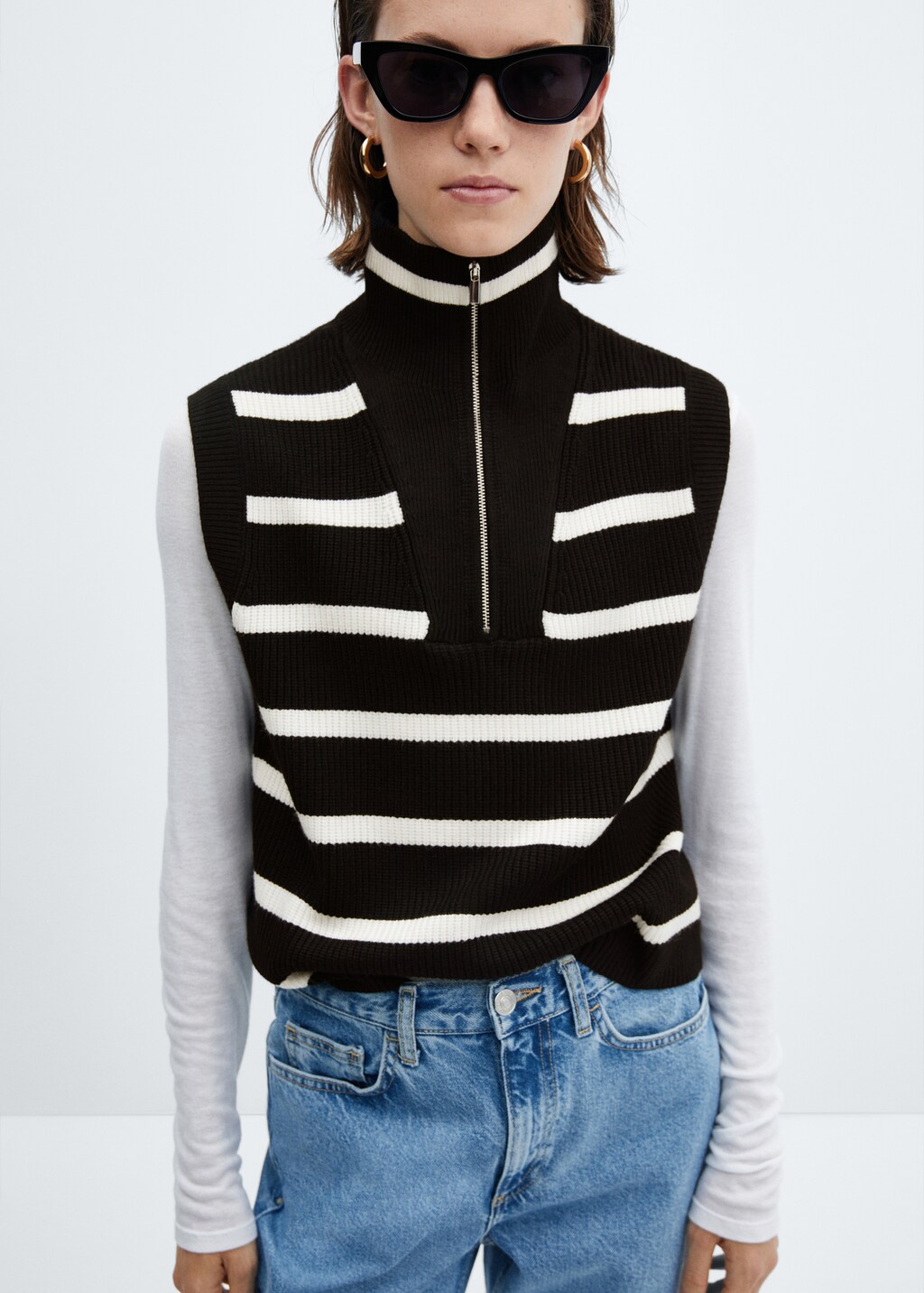 Striped gilet with zip - Medium plane