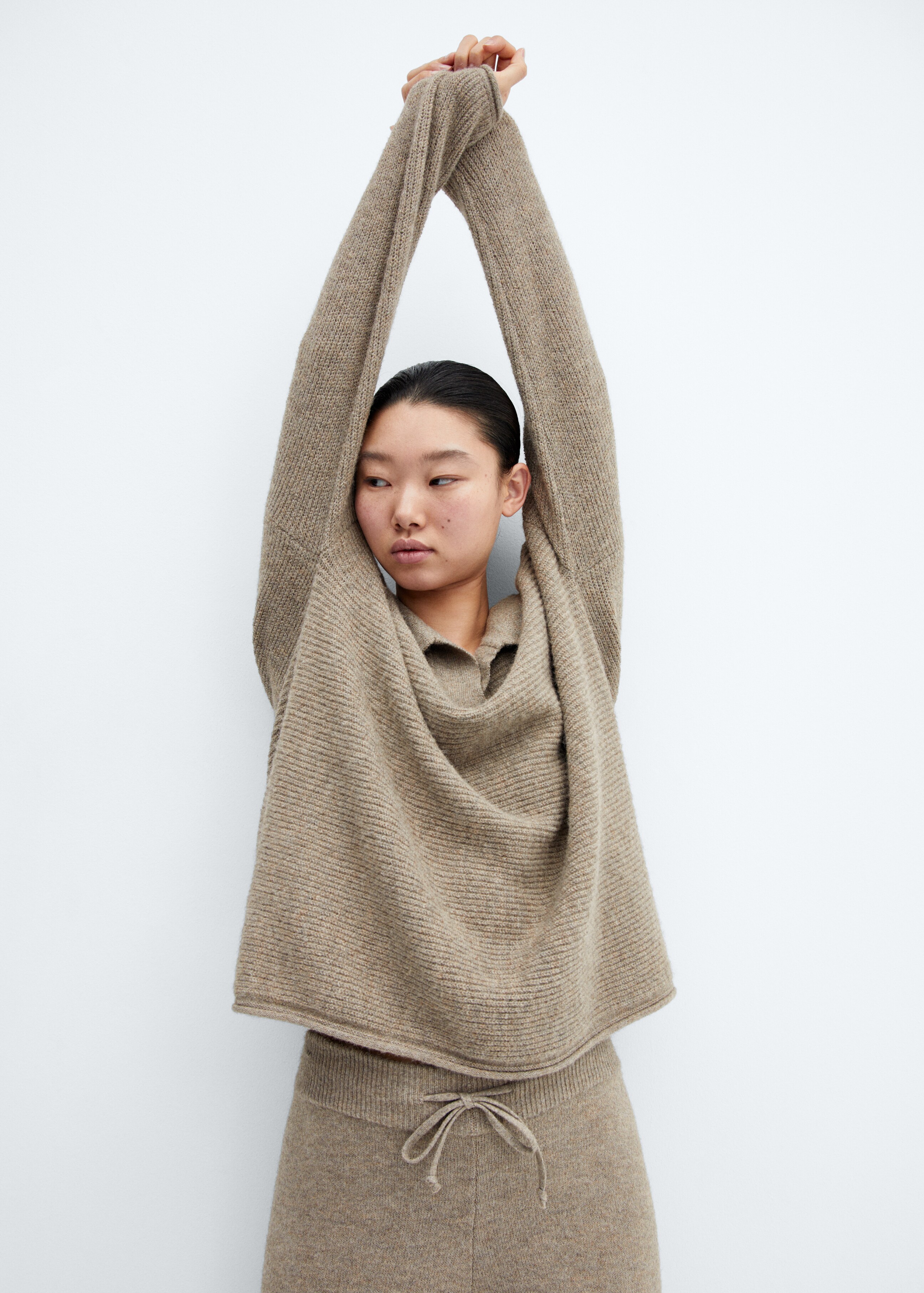 Oversized knit sweater - Details of the article 2