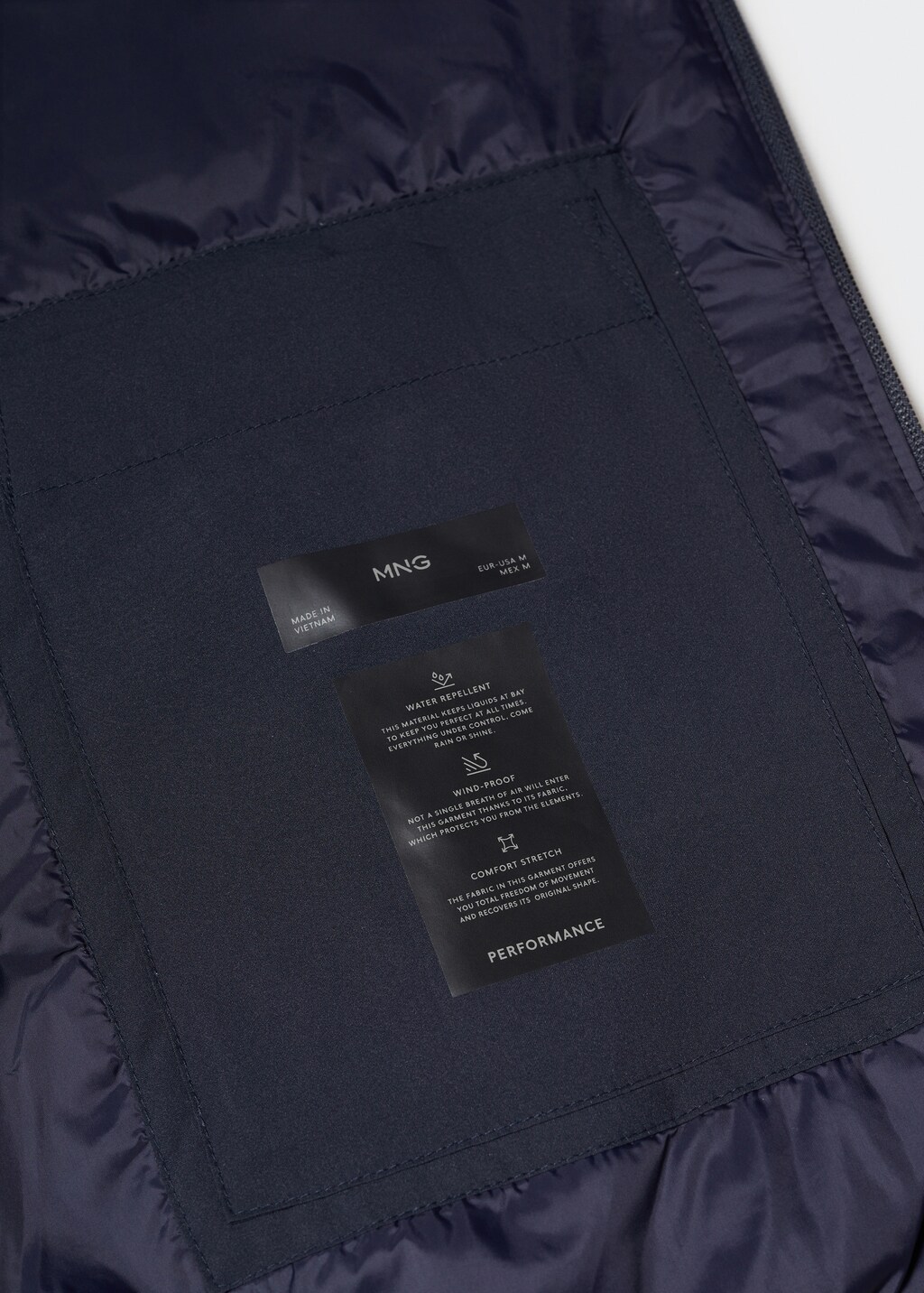 Water-repellent hooded quilted jacket - Details of the article 8