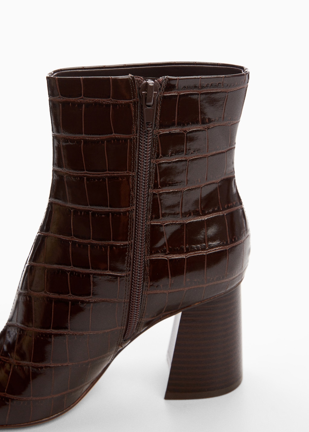 Ankle boots with square toe heel - Details of the article 2