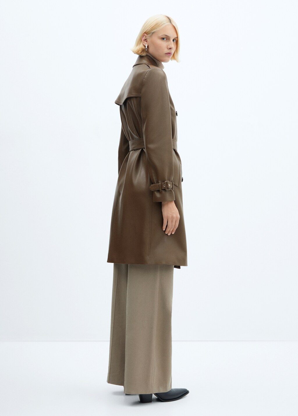 Leather-effect trench coat - Reverse of the article