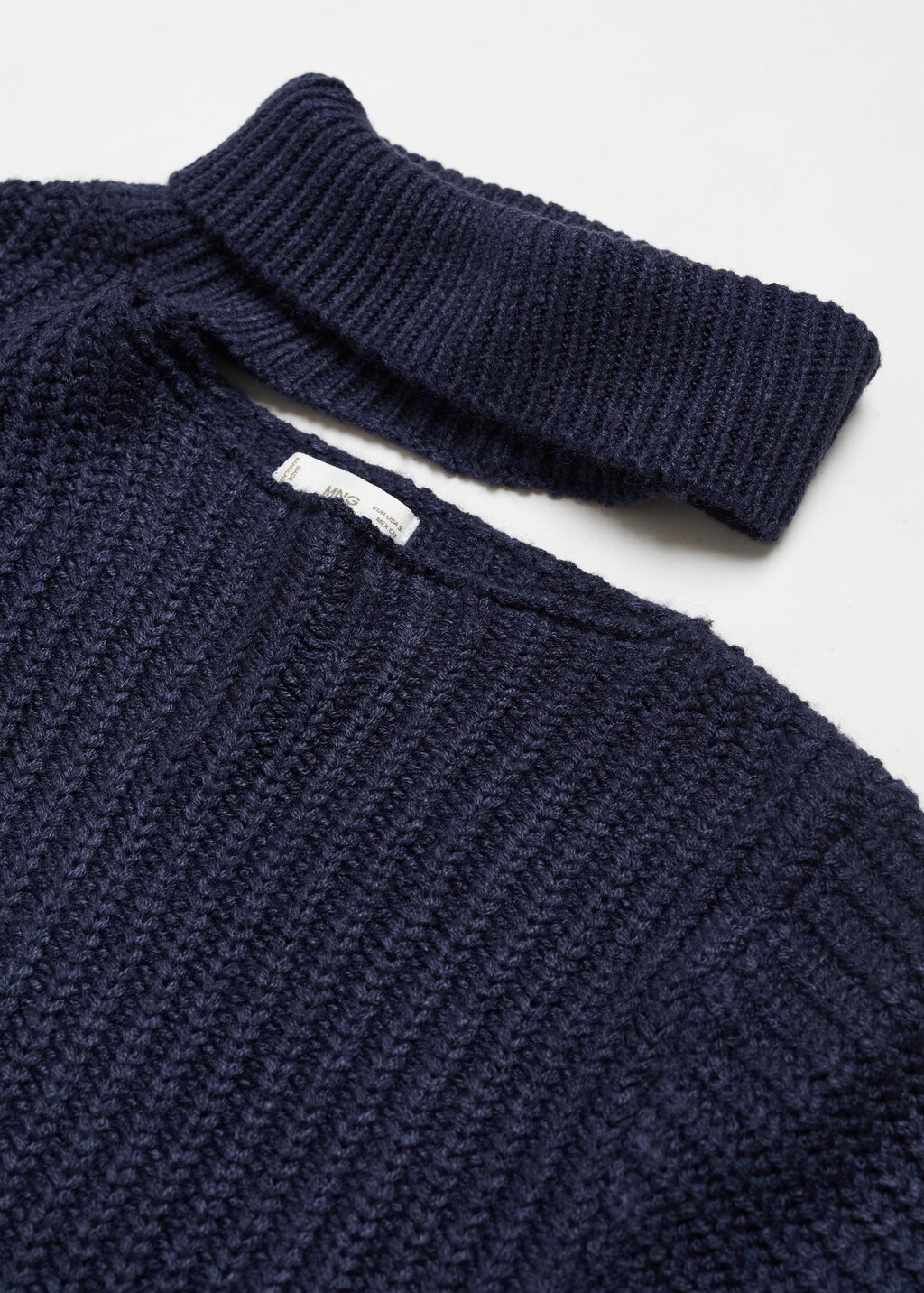 Open-neck sweater - Details of the article 8