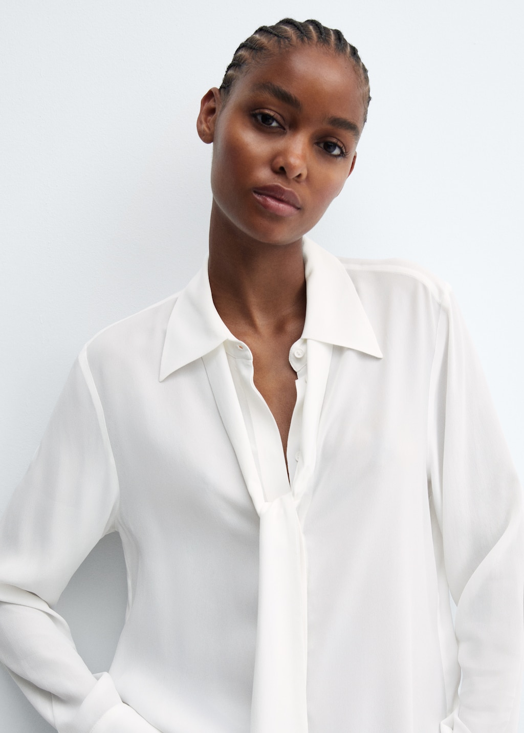 Tie-neck blouse - Details of the article 1