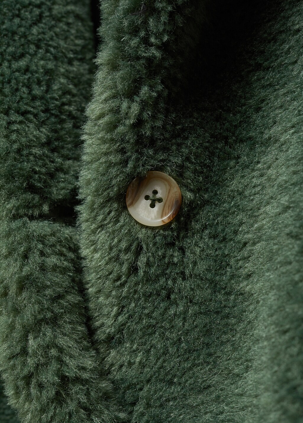 Fur-effect coat - Details of the article 8