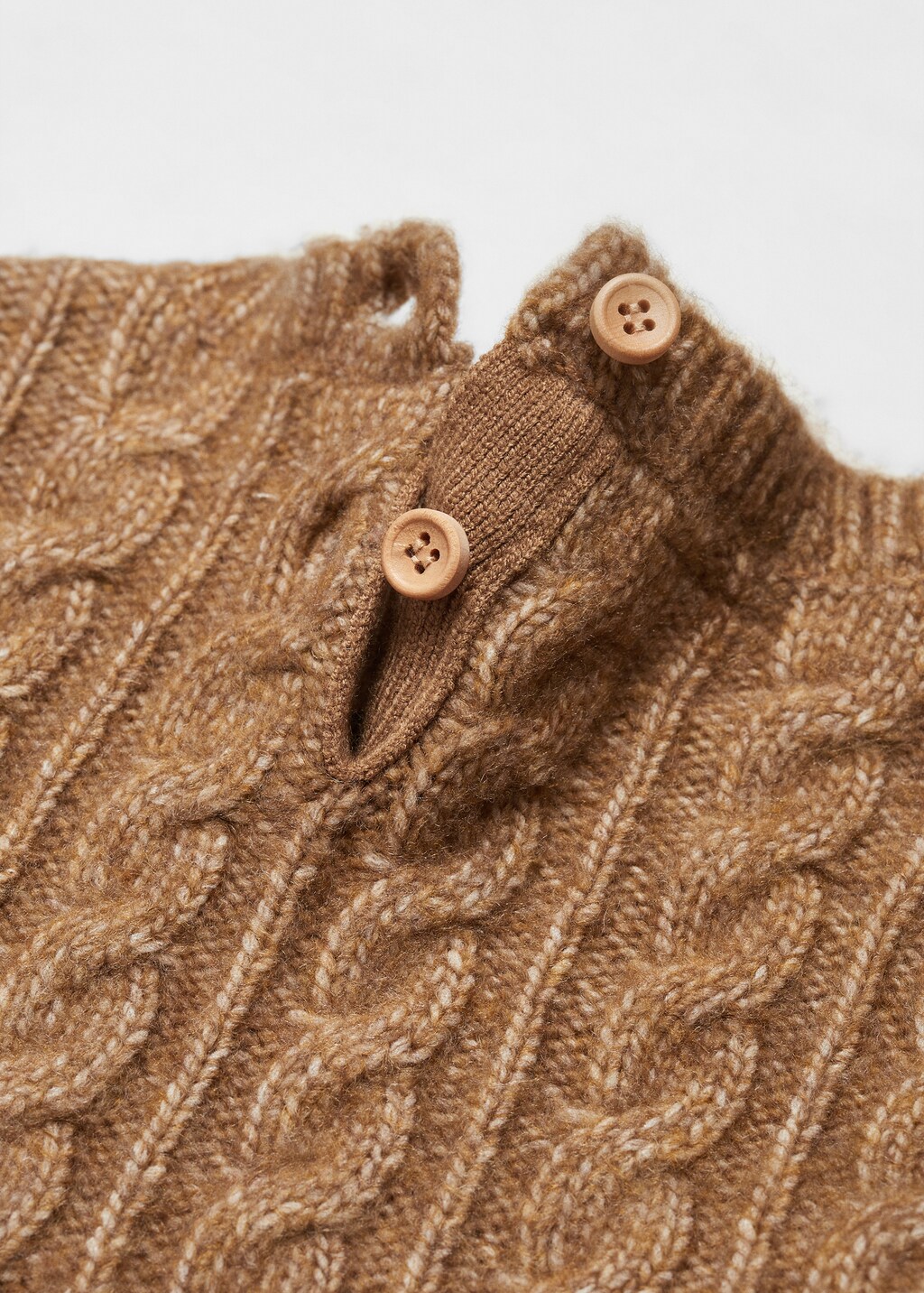 Knitted braided sweater - Details of the article 0