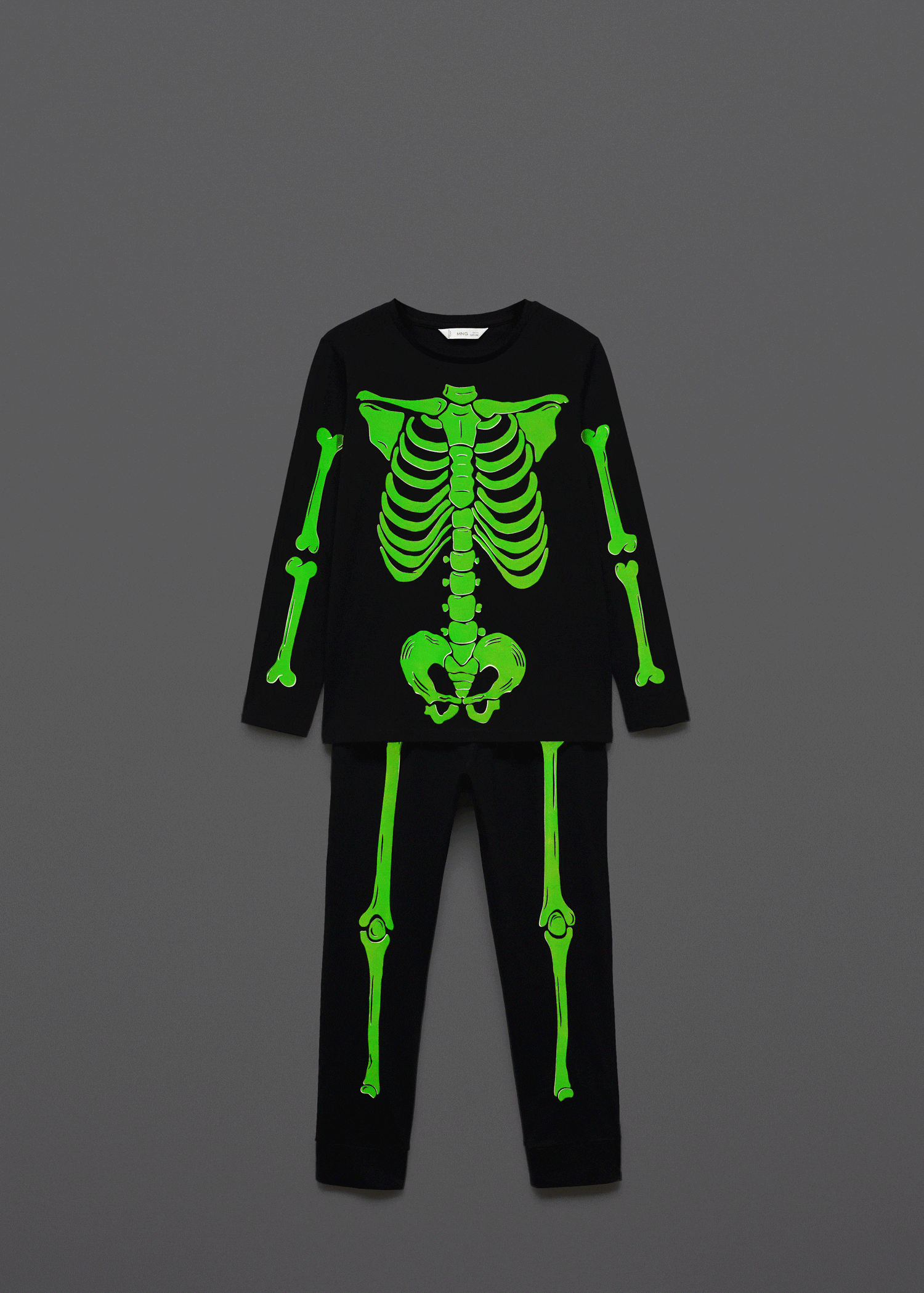Glow in the dark skeleton pyjama - Details of the article 9