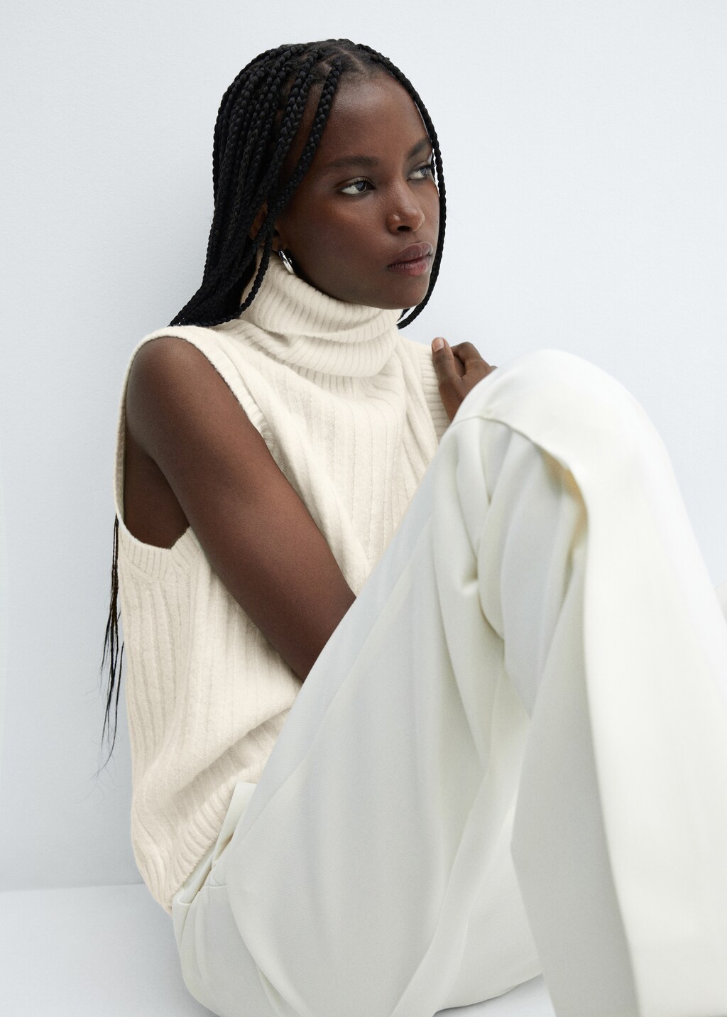 Ribbed turtleneck vest - Details of the article 2