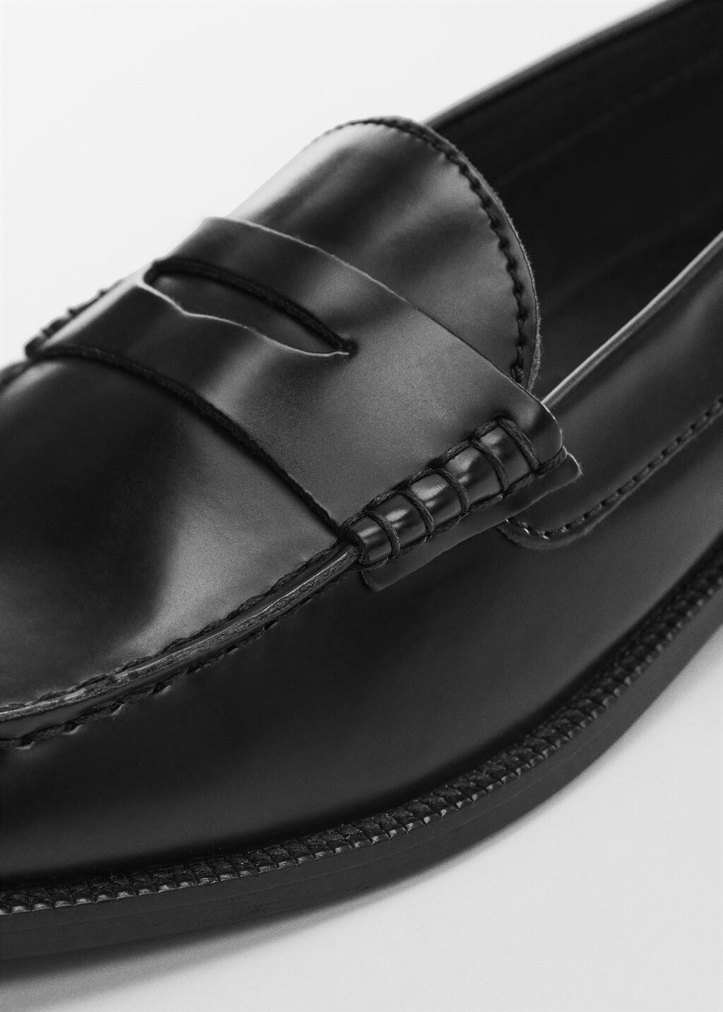 Pointed loafers - Details of the article 2