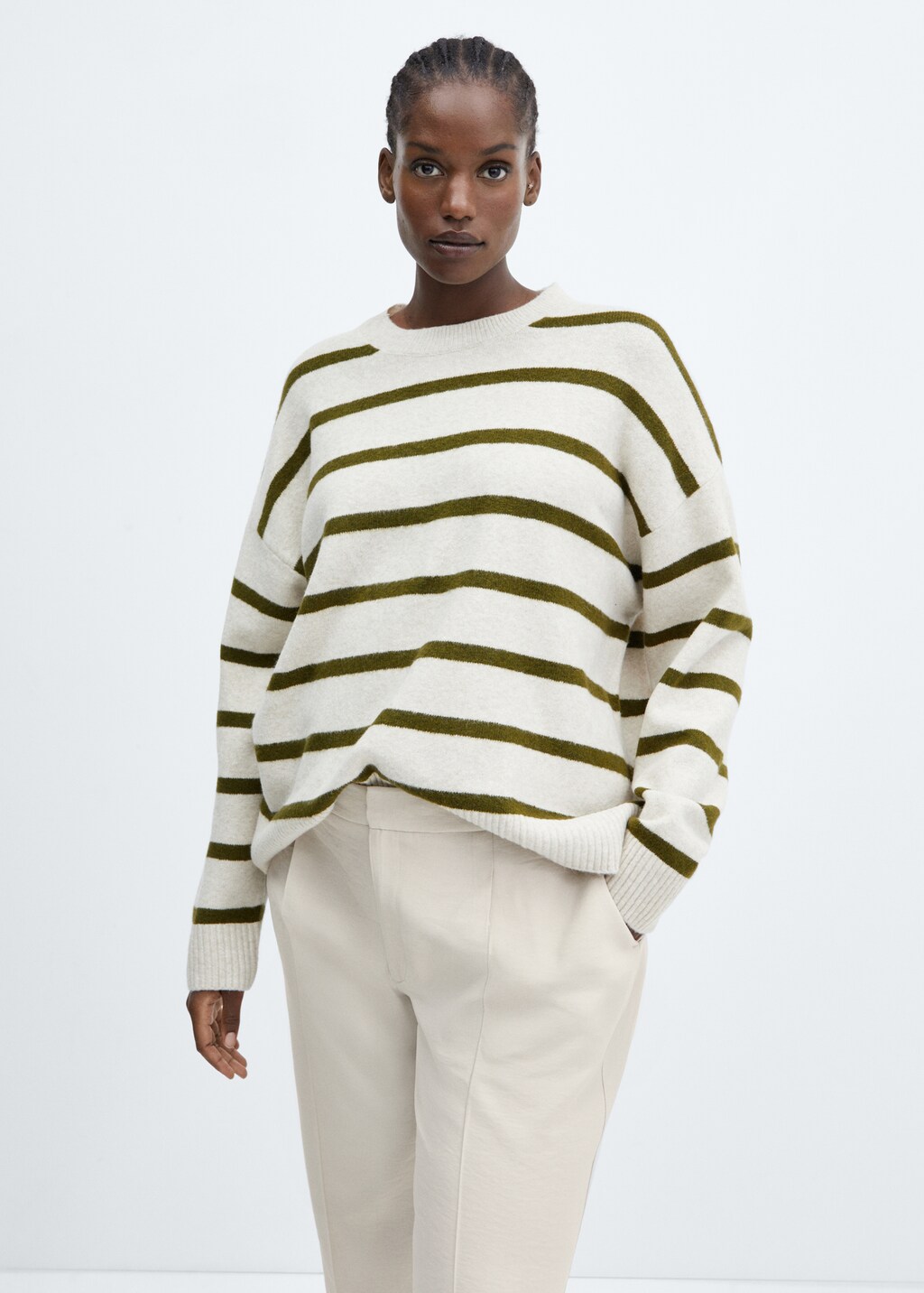 Round-neck striped sweater - Details of the article 5