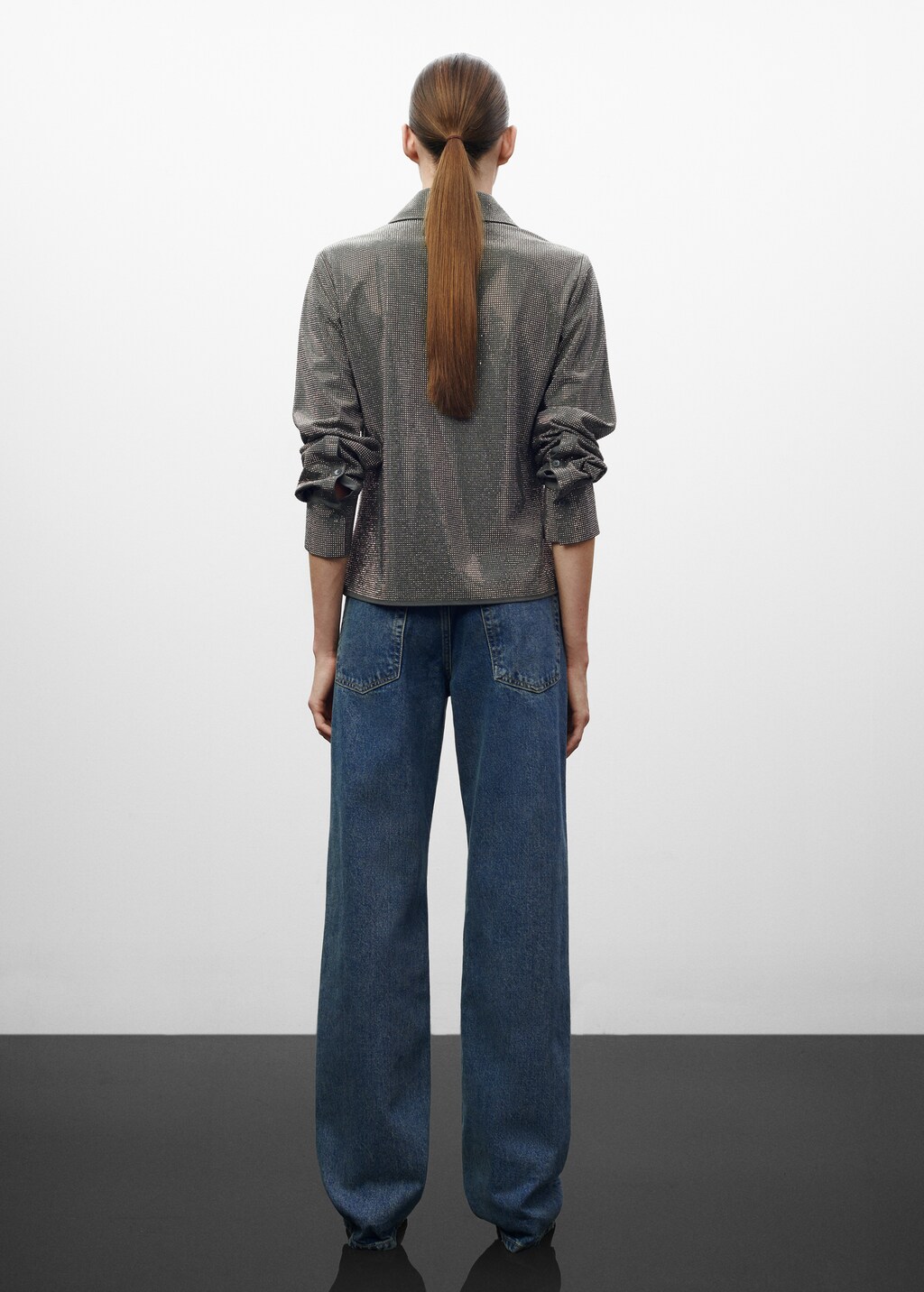 Mid-rise straight jeans - Reverse of the article