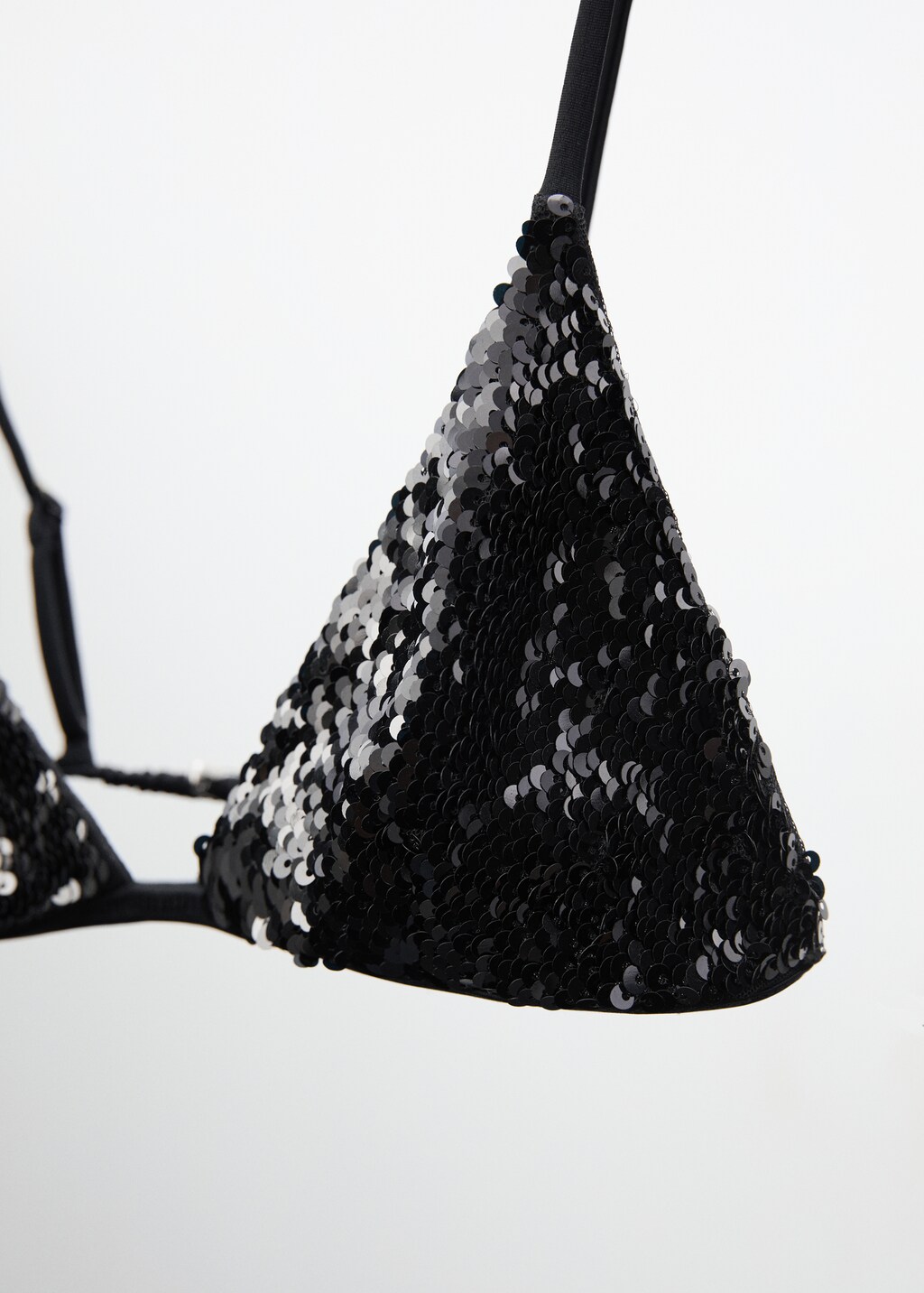 Sequined bra - Details of the article 8