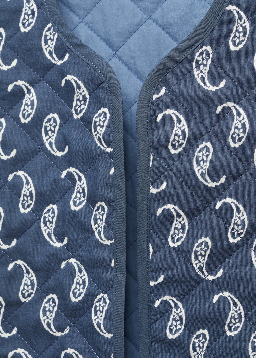 Weste mit Paisley-Muster - Detail des Artikels 8