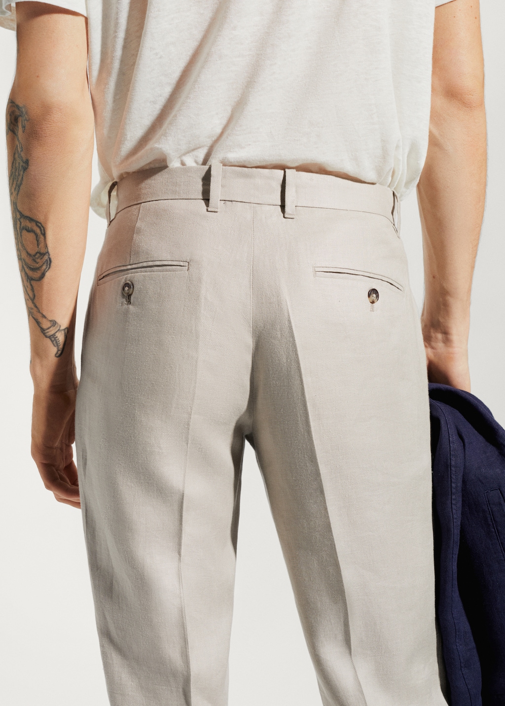 100% linen regular-fit trousers - Details of the article 6