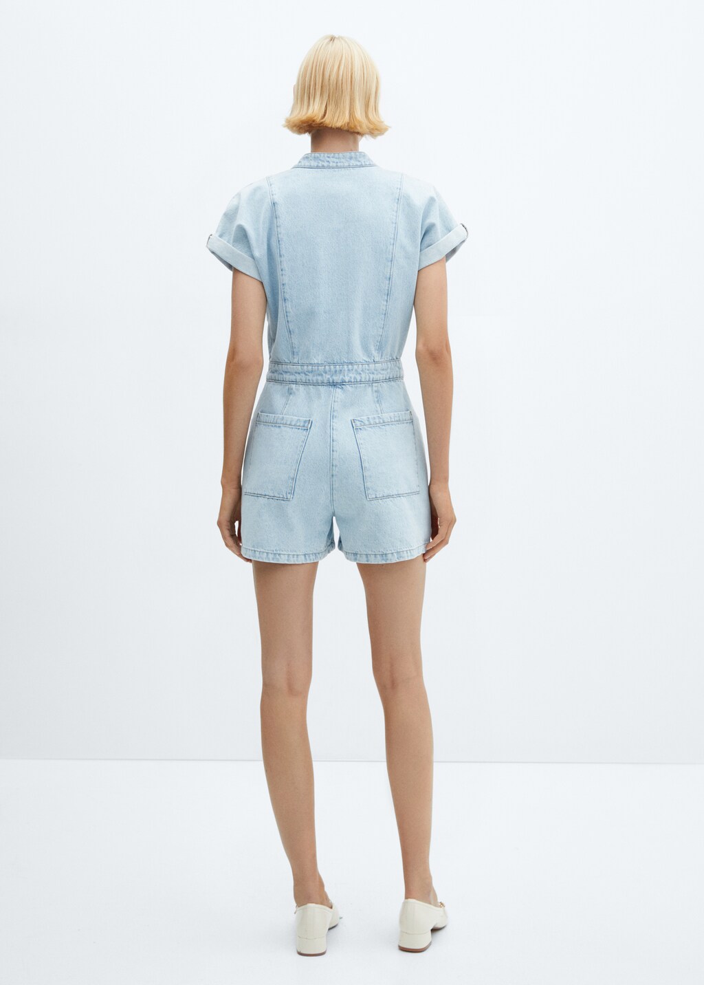 Denim jumpsuit met zakken - Achterkant van het artikel