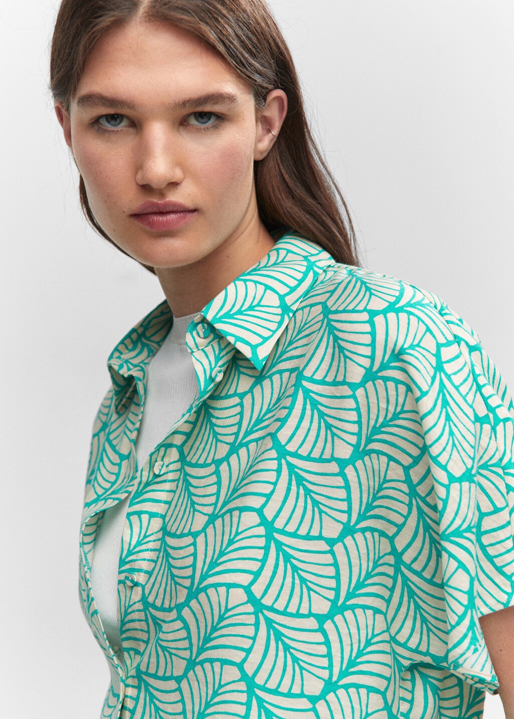 Buttoned printed shirt - Details of the article 1