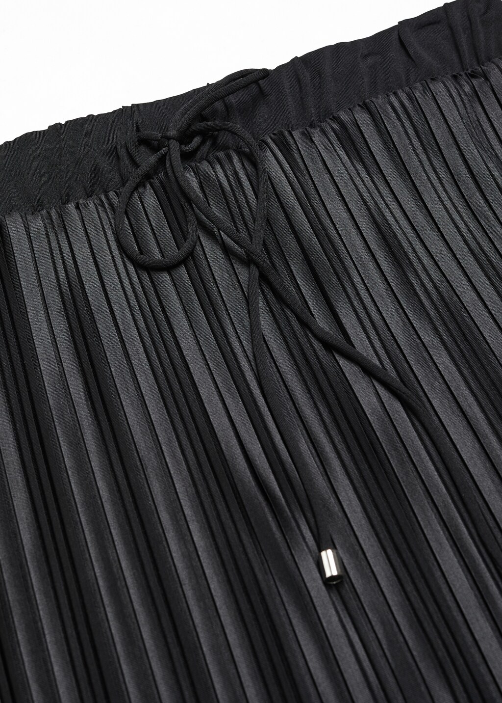 Pleated long skirt - Details of the article 8