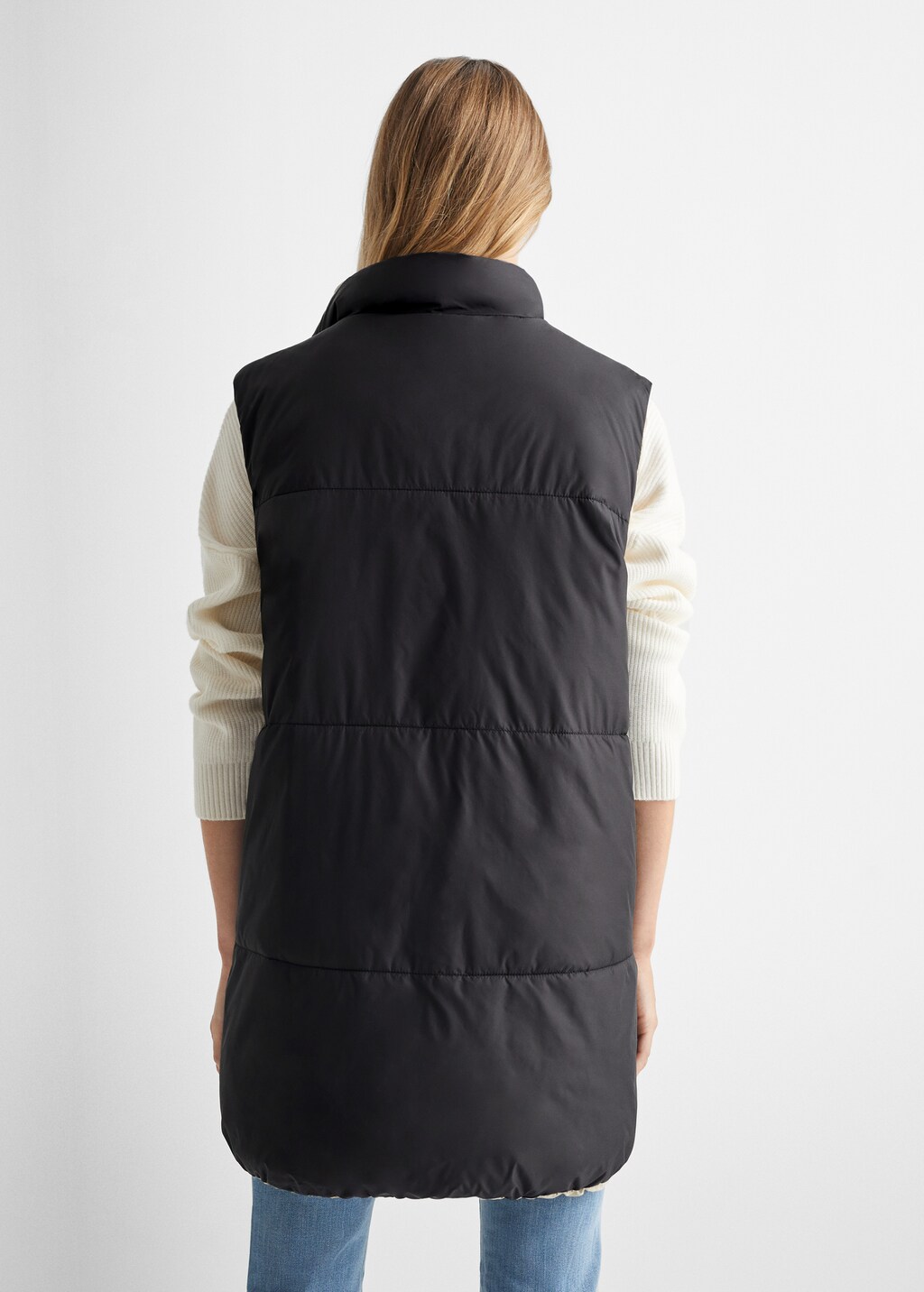 Reversible quilted gilet - Reverse of the article