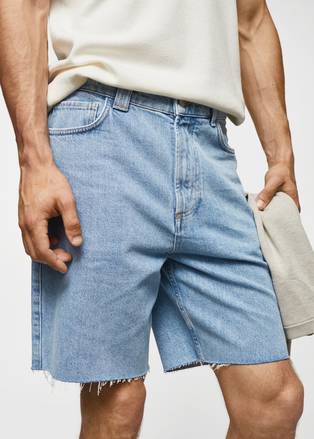 Regular-fit denim bermuda shorts - Details of the article 1