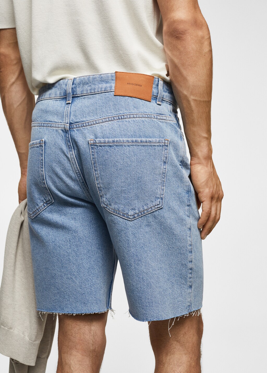 Regular-fit denim bermuda shorts - Details of the article 6