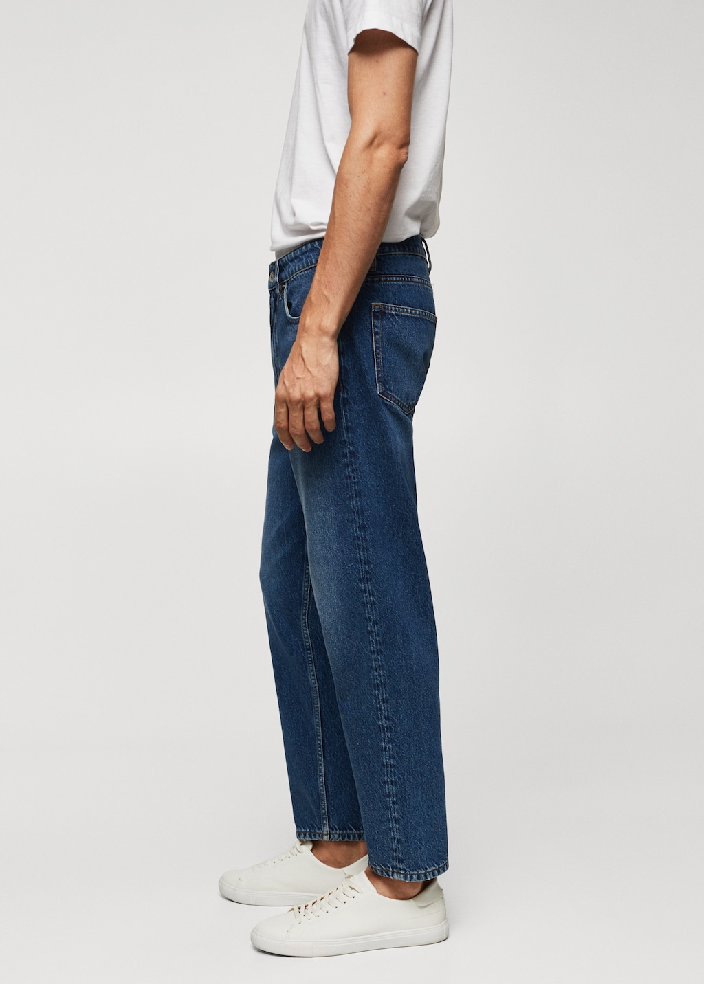 Dark-wash tapered-fit jeans - Details of the article 2