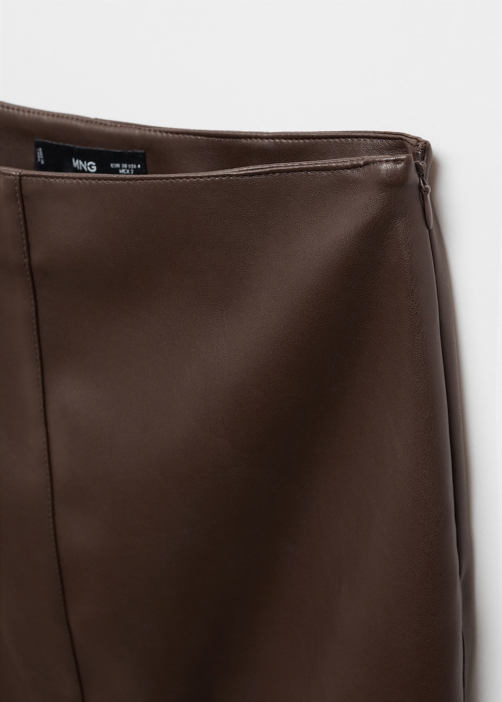 Faux-leather pencil skirt - Details of the article 8