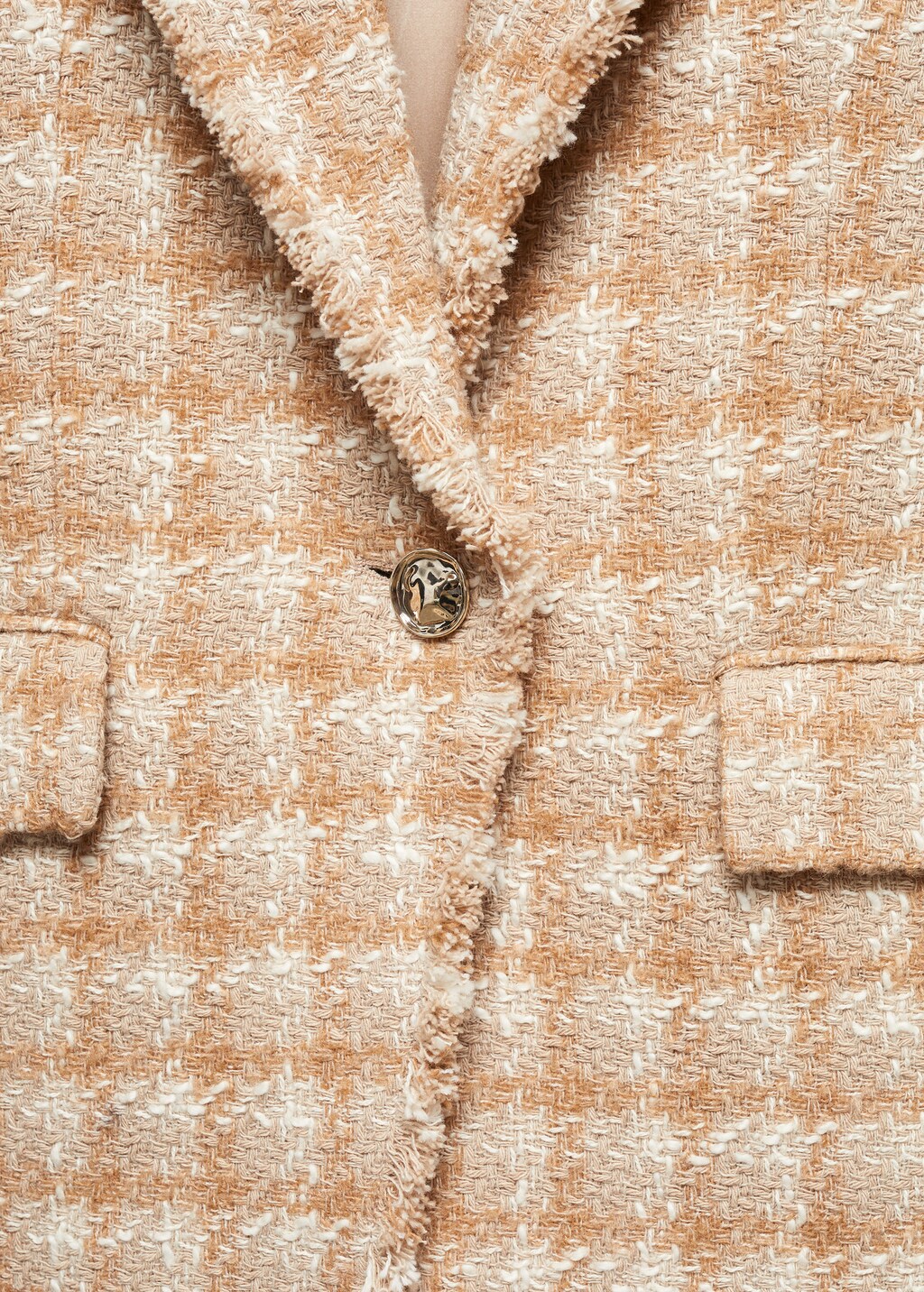 Tweed jacket with jewel button - Details of the article 8