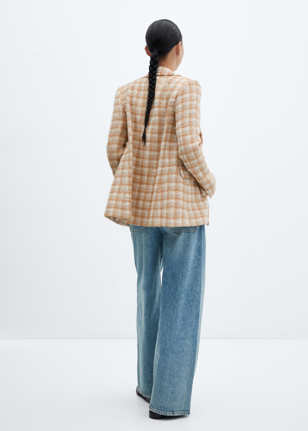 Tweed blazer met sieraadknoop - Achterkant van het artikel