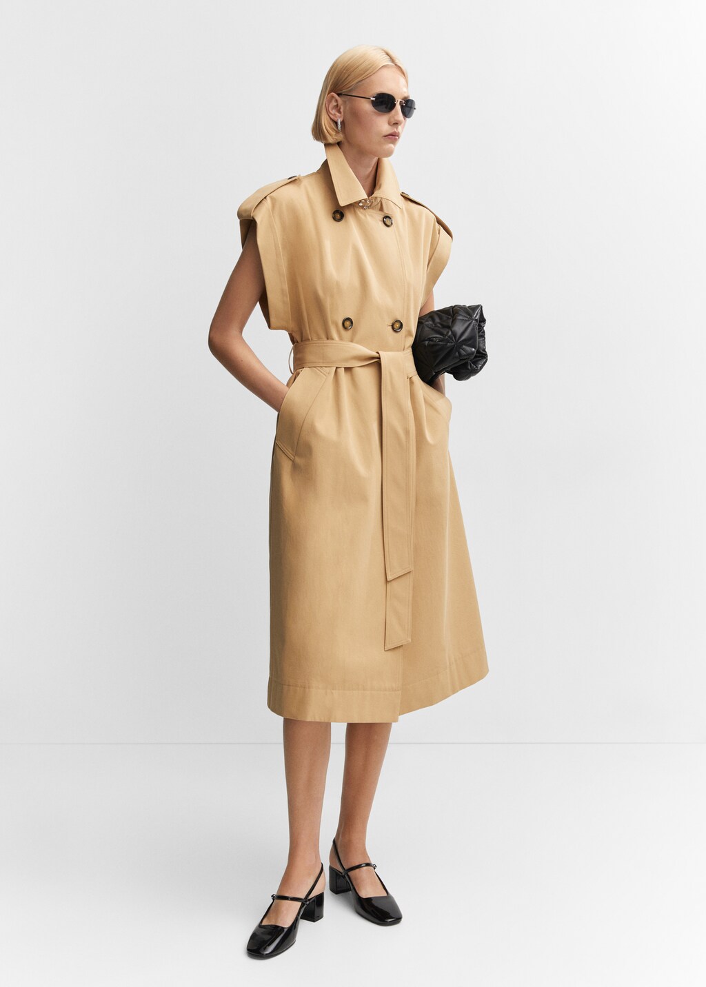 Sleeveless button-down trench coat - Details of the article 2