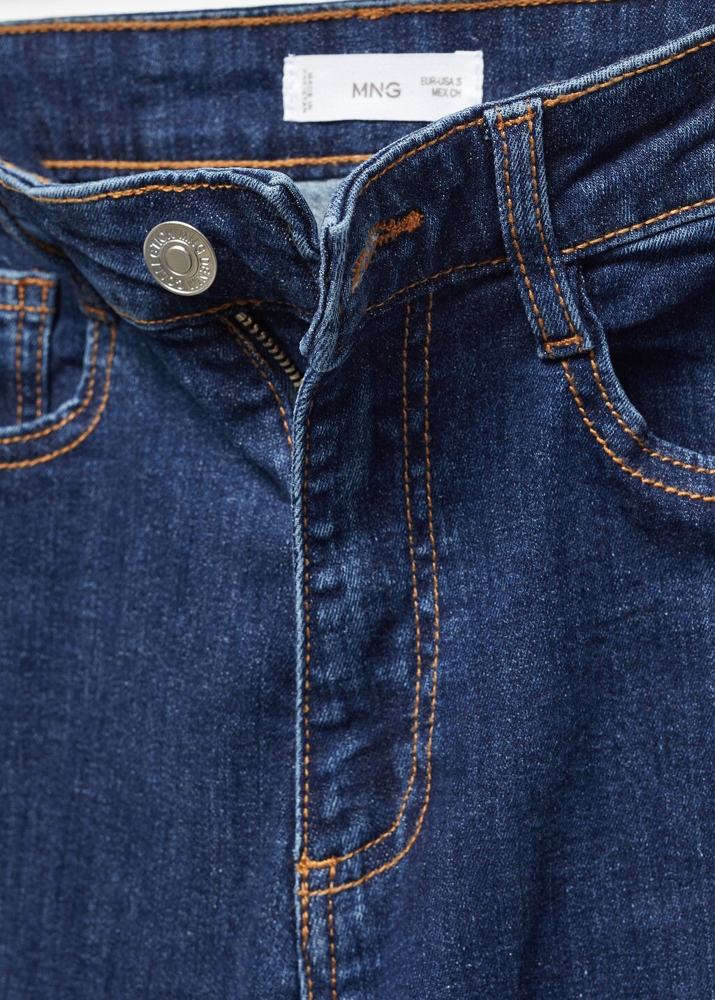 Frayed finish flare jeans - Details of the article 8