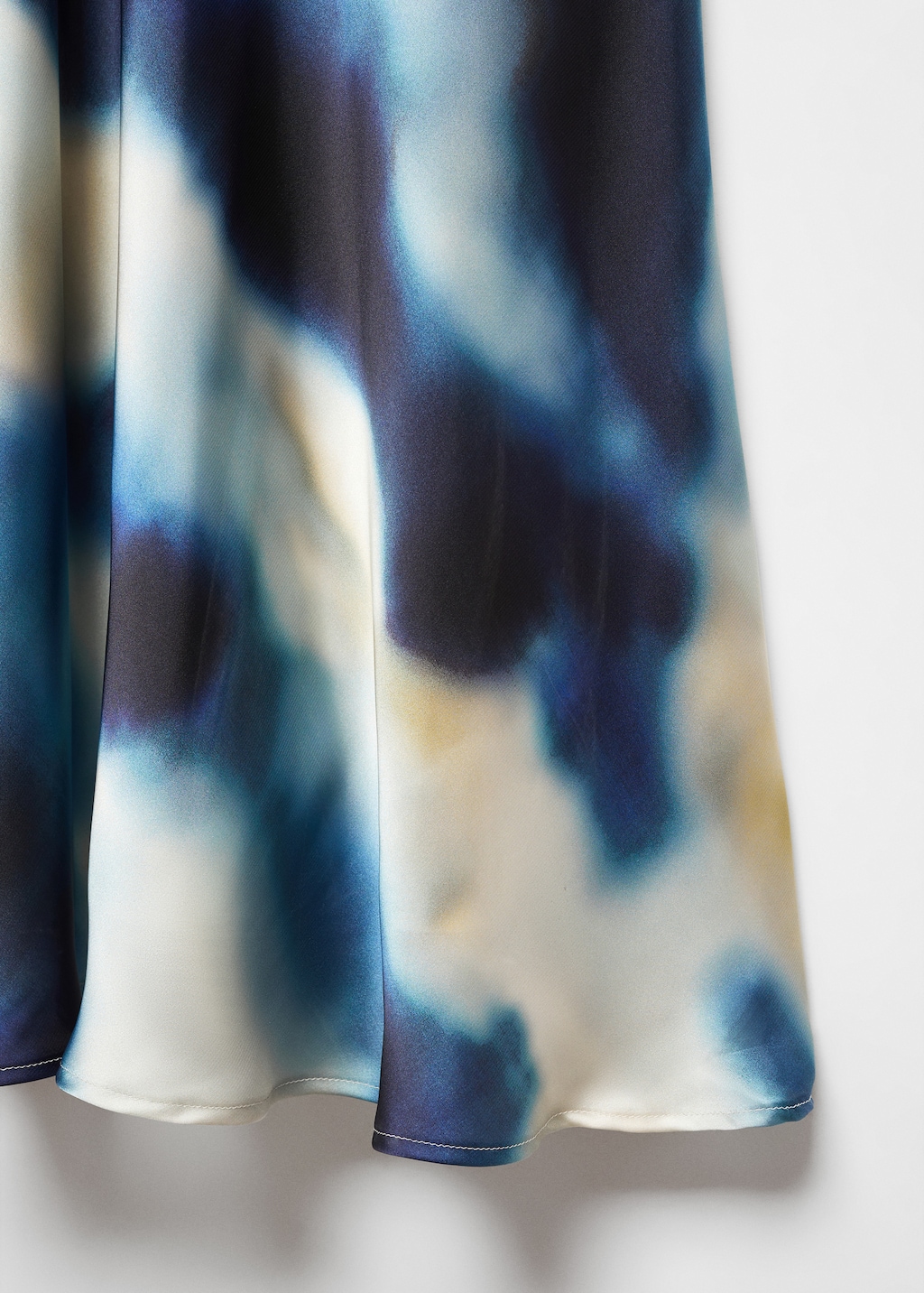 Gradient satin dress - Details of the article 8