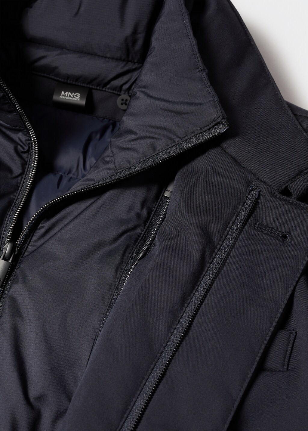 Water-repellent jacket with feather filling - Details of the article 8