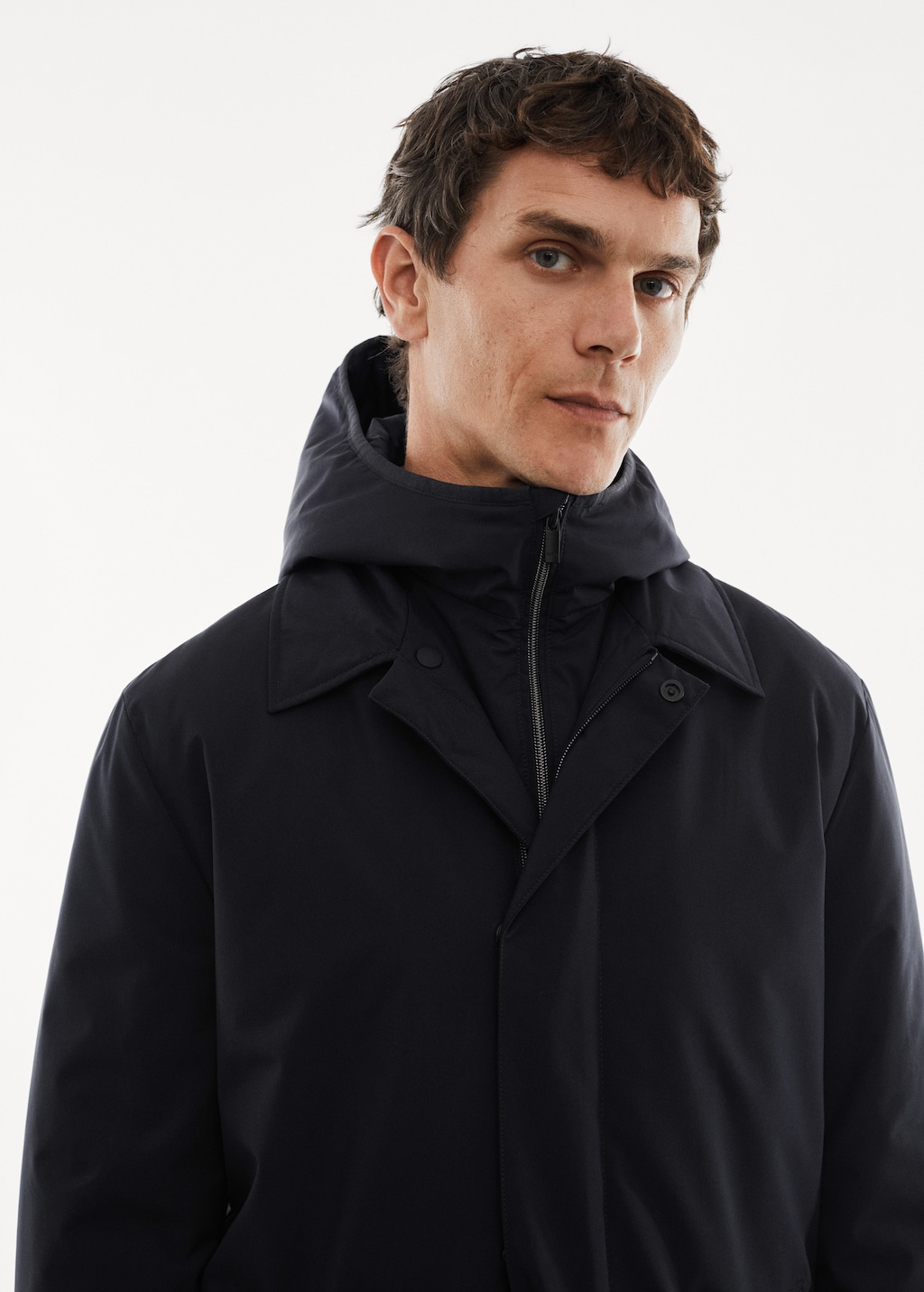 Water-repellent hooded trench coat - Details of the article 1