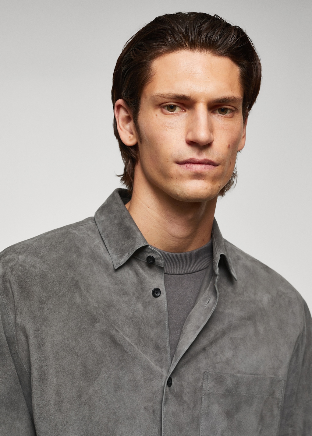 Suede leather overshirt with pocket - Details of the article 1