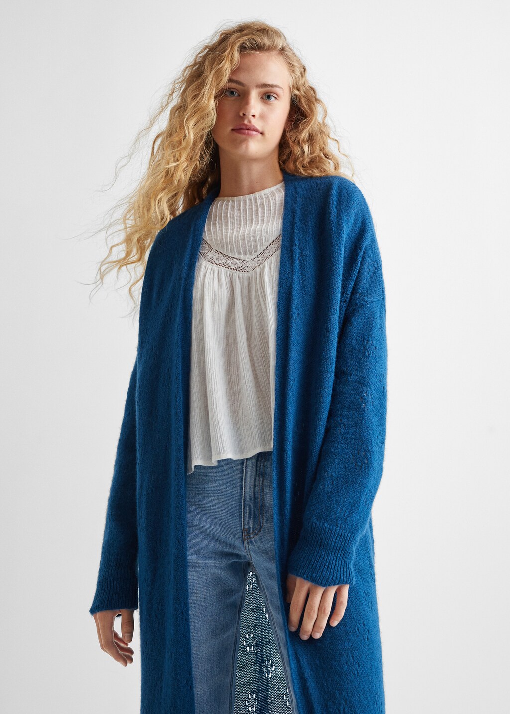 Long openwork knitted cardigan - Medium plane