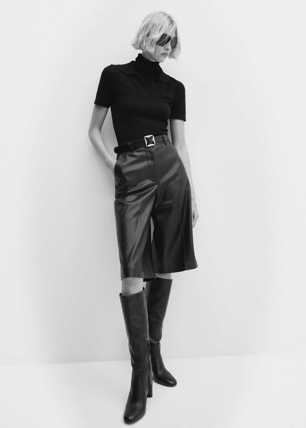 Leather effect Bermuda shorts - Details of the article 2