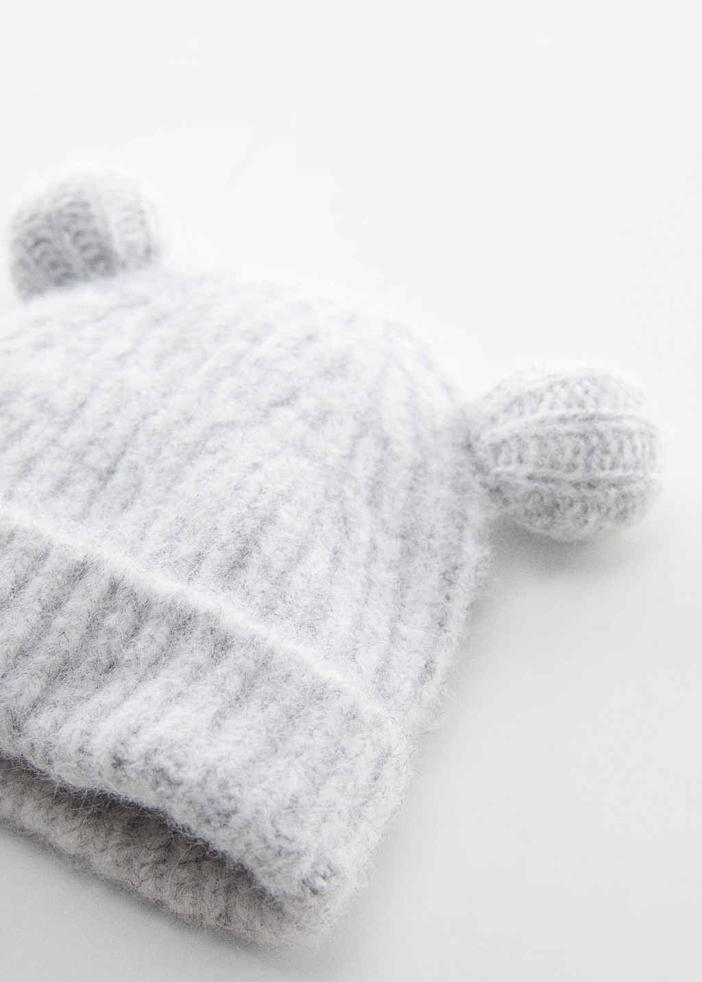 Ears knitted beanie - Medium plane