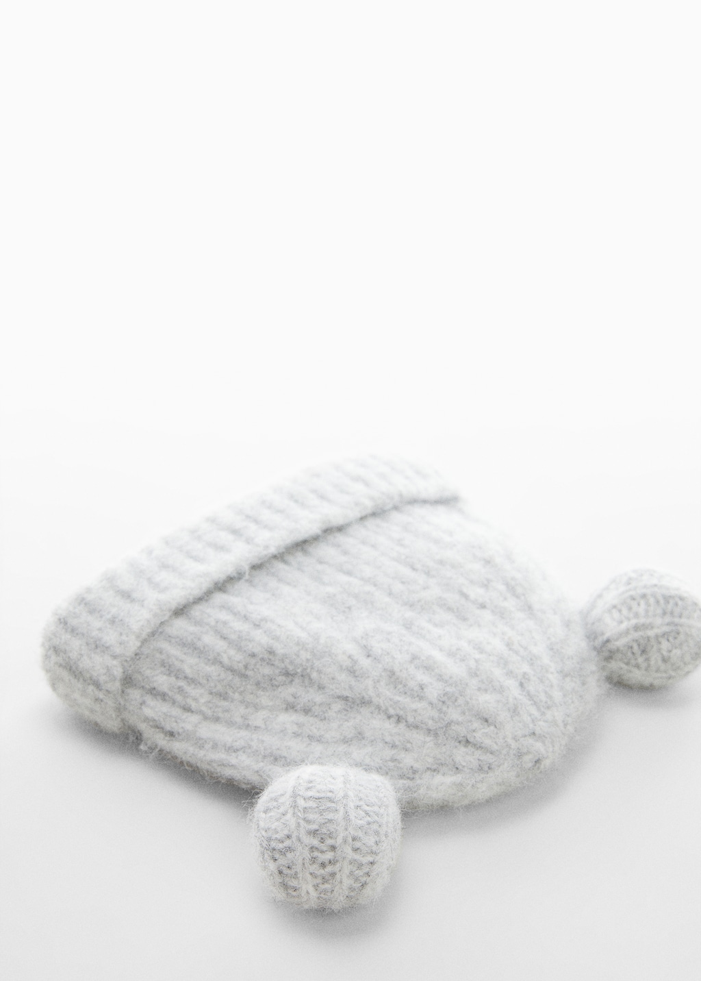 Ears knitted beanie - Details of the article 1