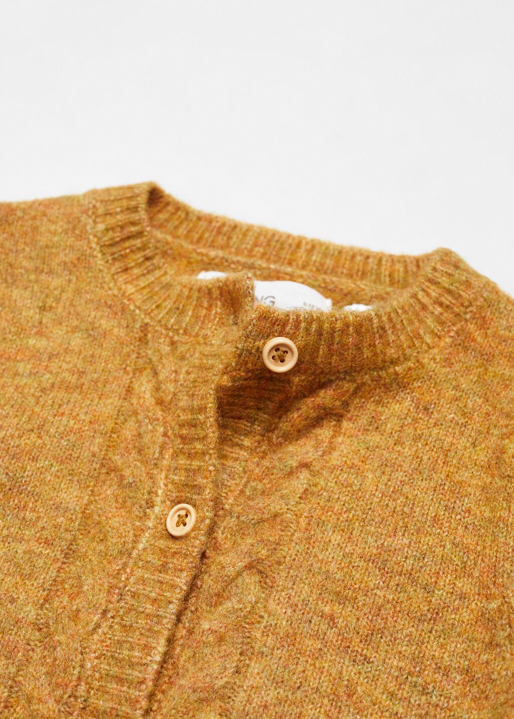 Button knit cardigan - Details of the article 0