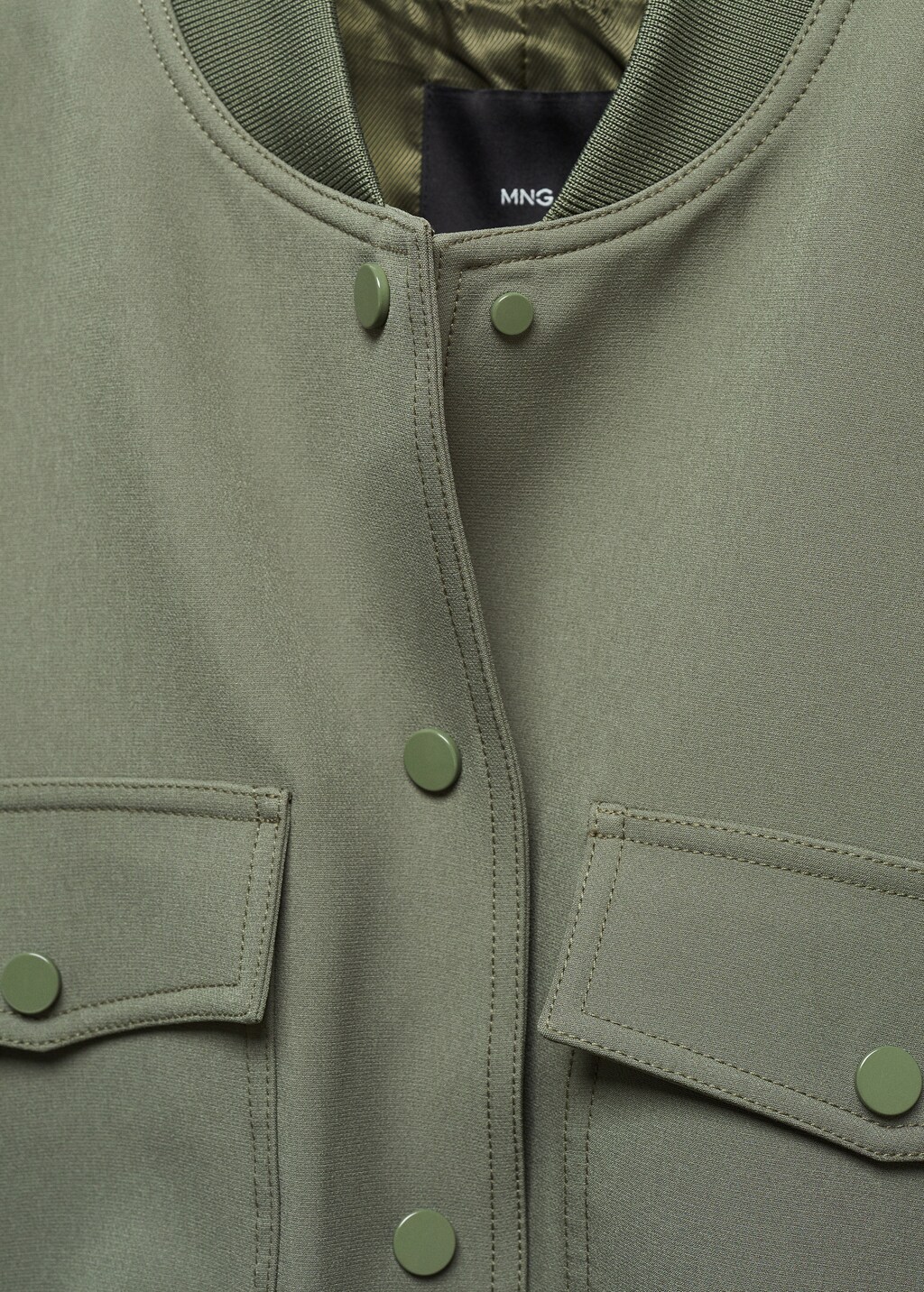 Bomberjacke mit Schulterpolstern - Detail des Artikels 8