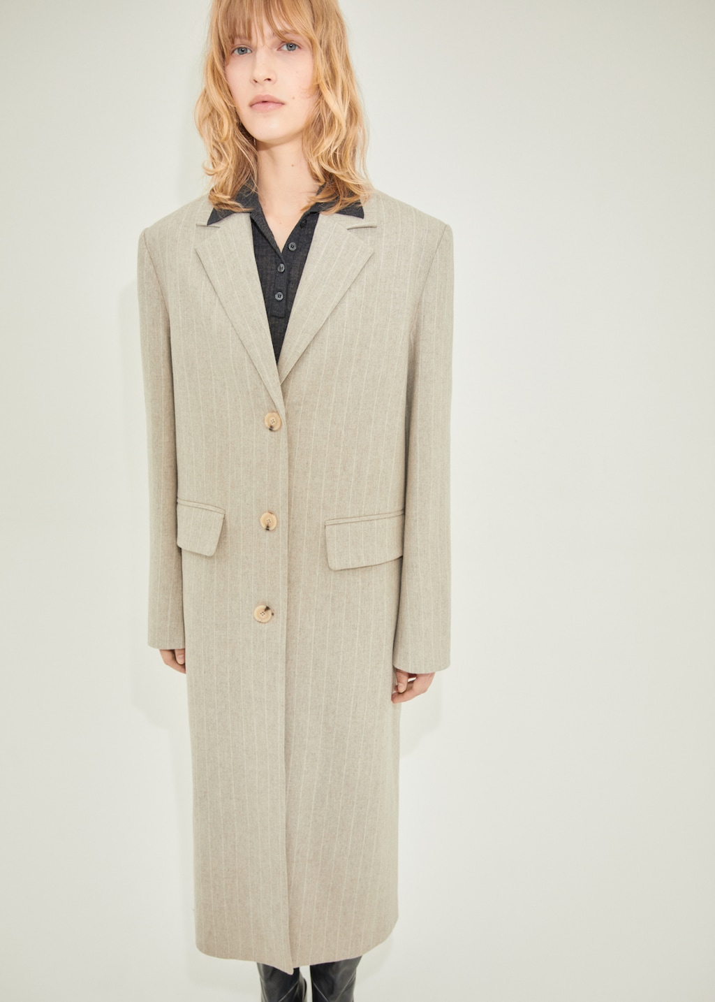 Pinstripe wool coat - Medium plane